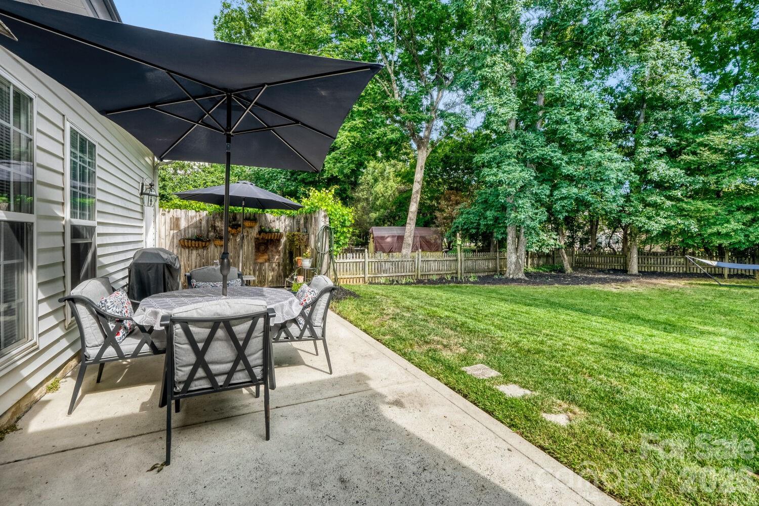 11718 Planters Estates Drive — Charlotte