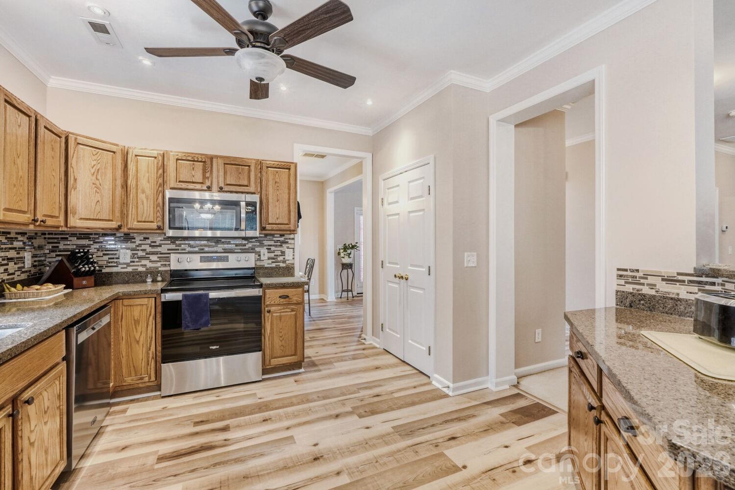 11718 Planters Estates Drive — Charlotte