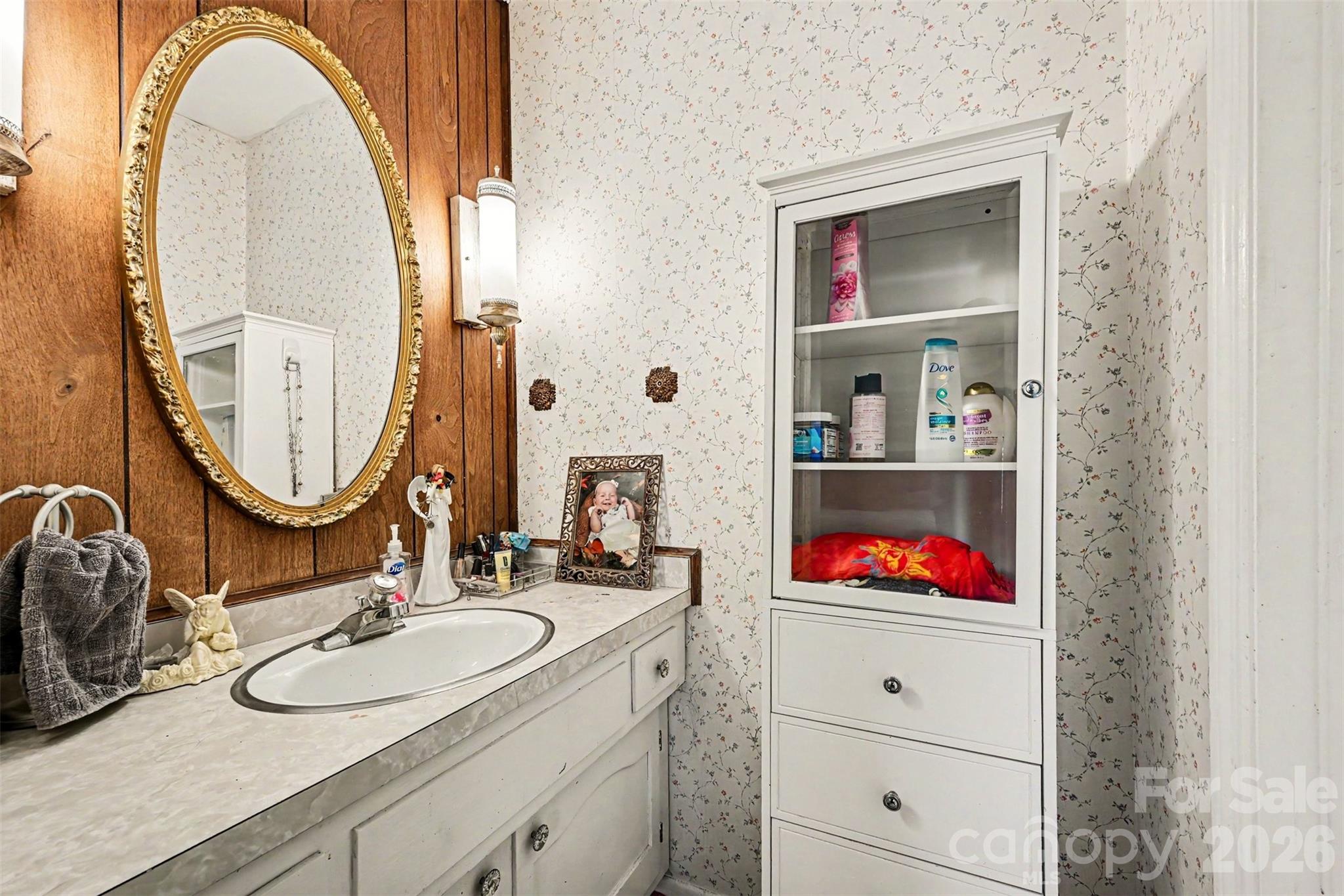 8030 Regent Park Lane — Charlotte