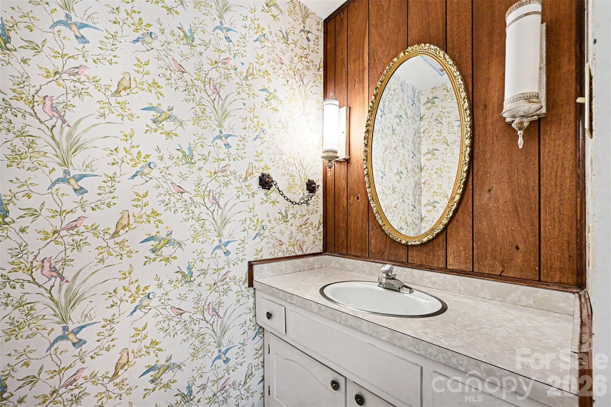8030 Regent Park Lane — Charlotte