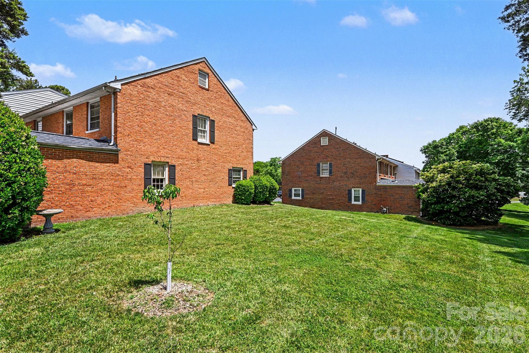 8030 Regent Park Lane — Charlotte