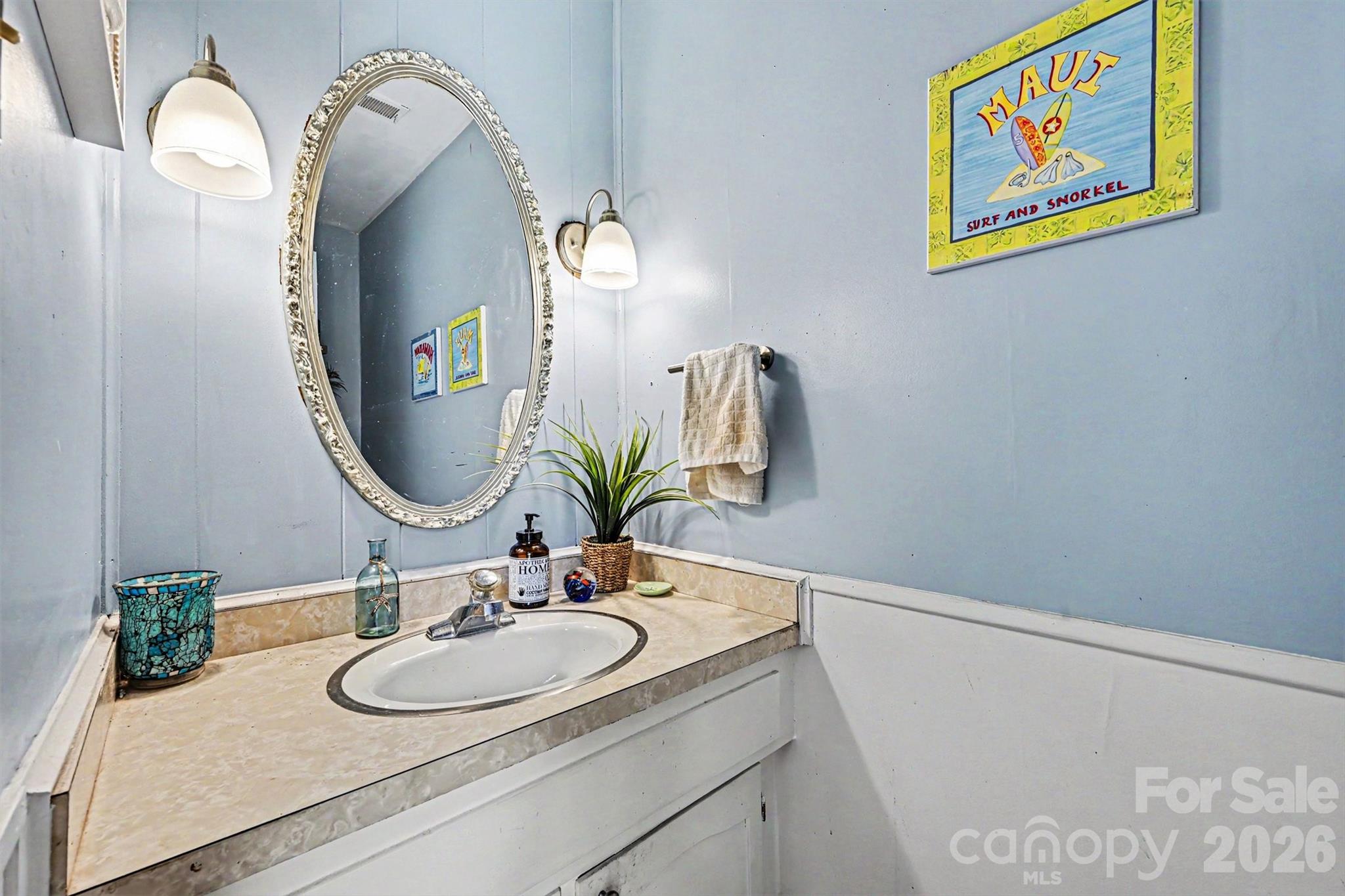 8030 Regent Park Lane — Charlotte