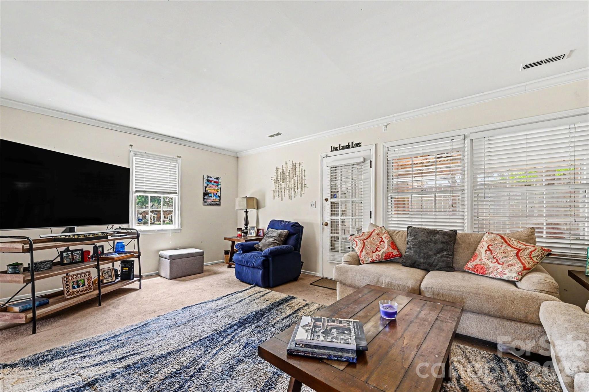 8030 Regent Park Lane — Charlotte