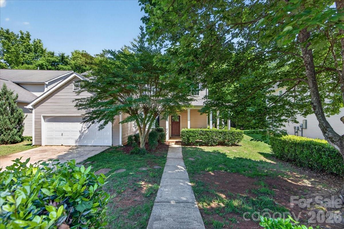 9200 Royal Highlands Court — Charlotte
