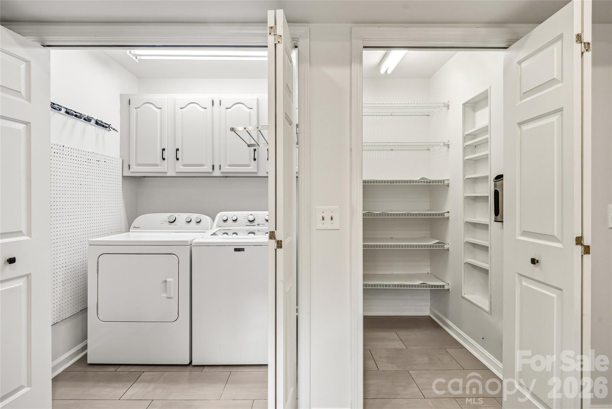 205 N Scarlet Oak Lane — Hendersonville