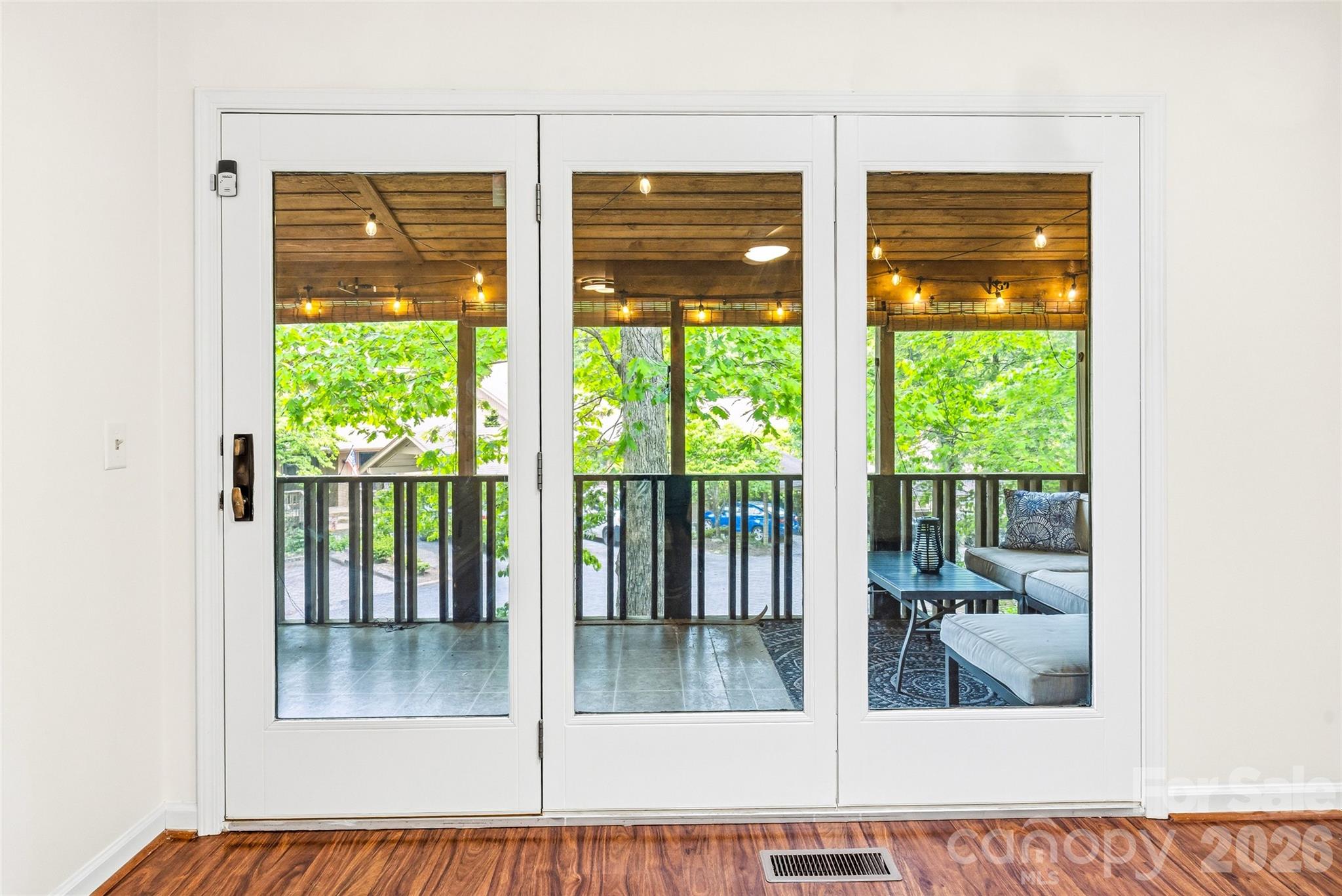 205 N Scarlet Oak Lane — Hendersonville