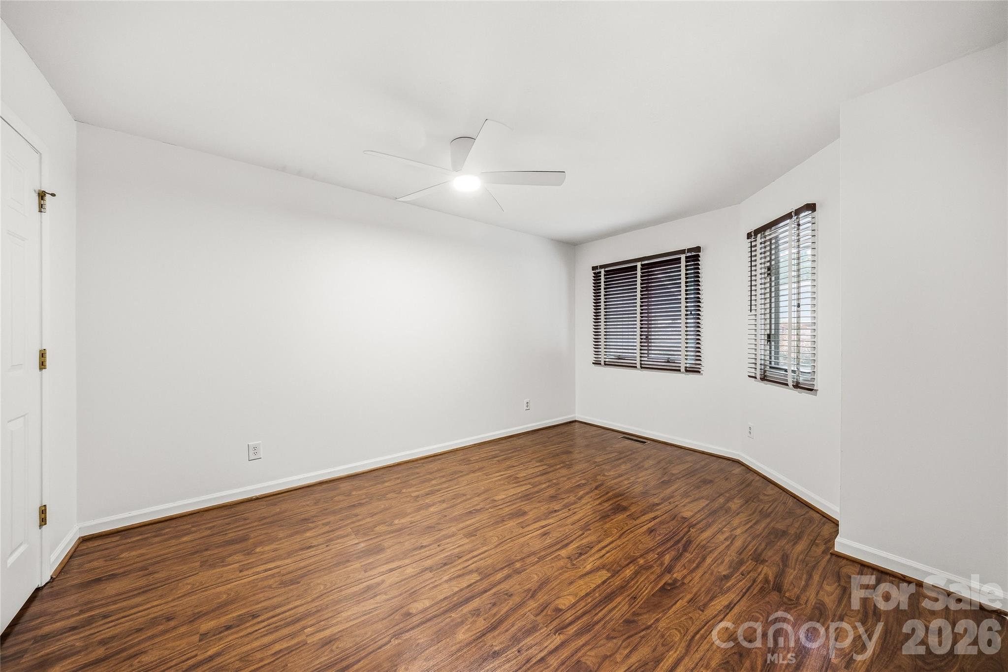 205 N Scarlet Oak Lane — Hendersonville