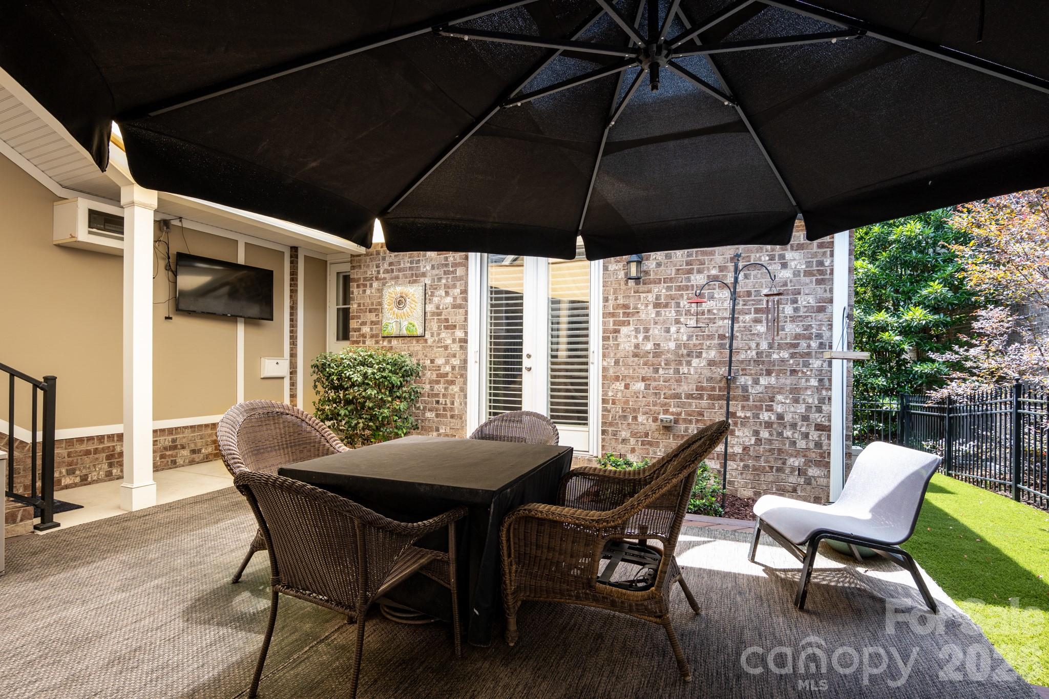 5566 Village Drive NW — Concord