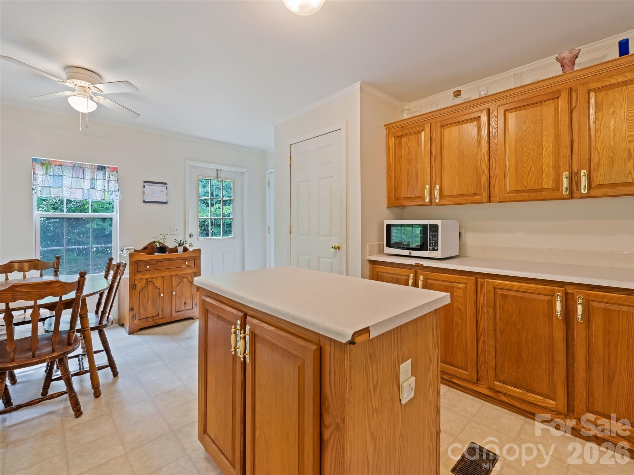 122 Mastiff Hollow Drive — Waynesville