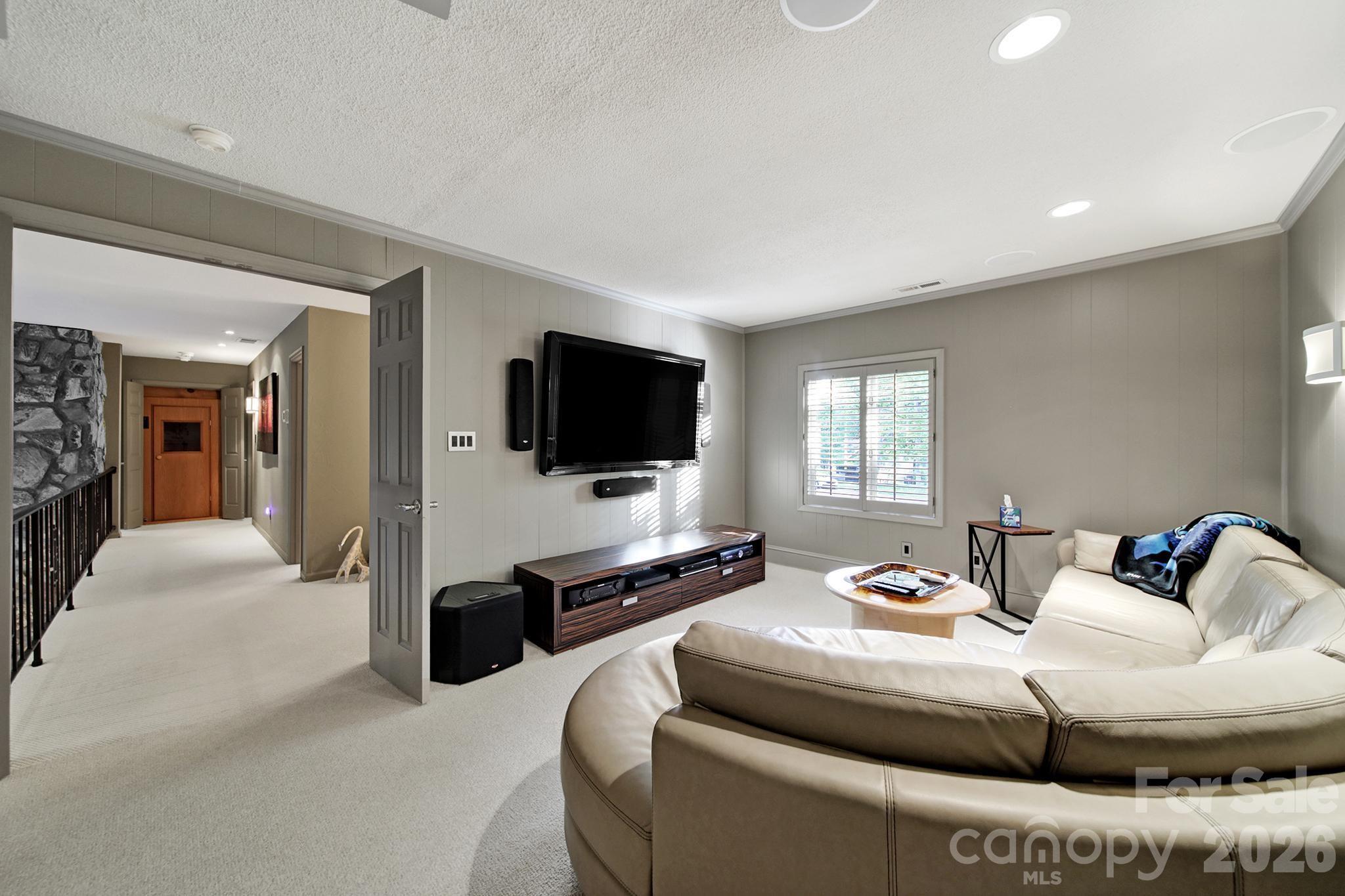 6512 Carmel Hills Drive — Charlotte