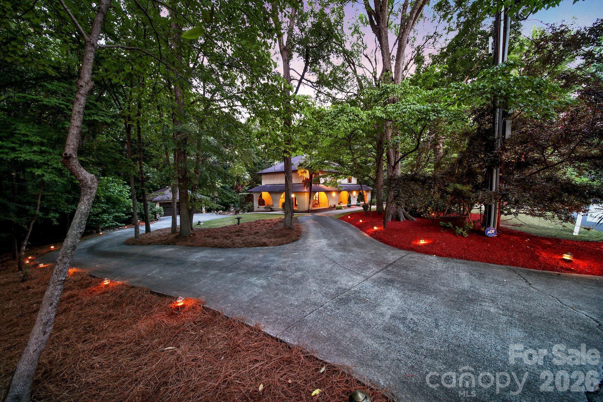 6512 Carmel Hills Drive — Charlotte