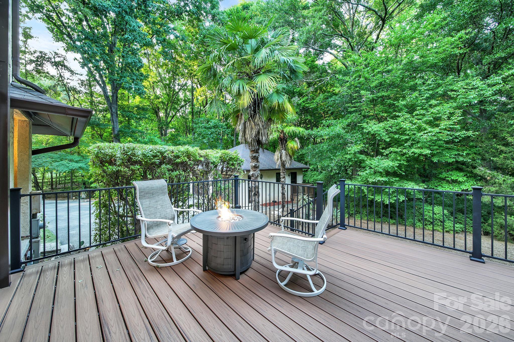 6512 Carmel Hills Drive — Charlotte