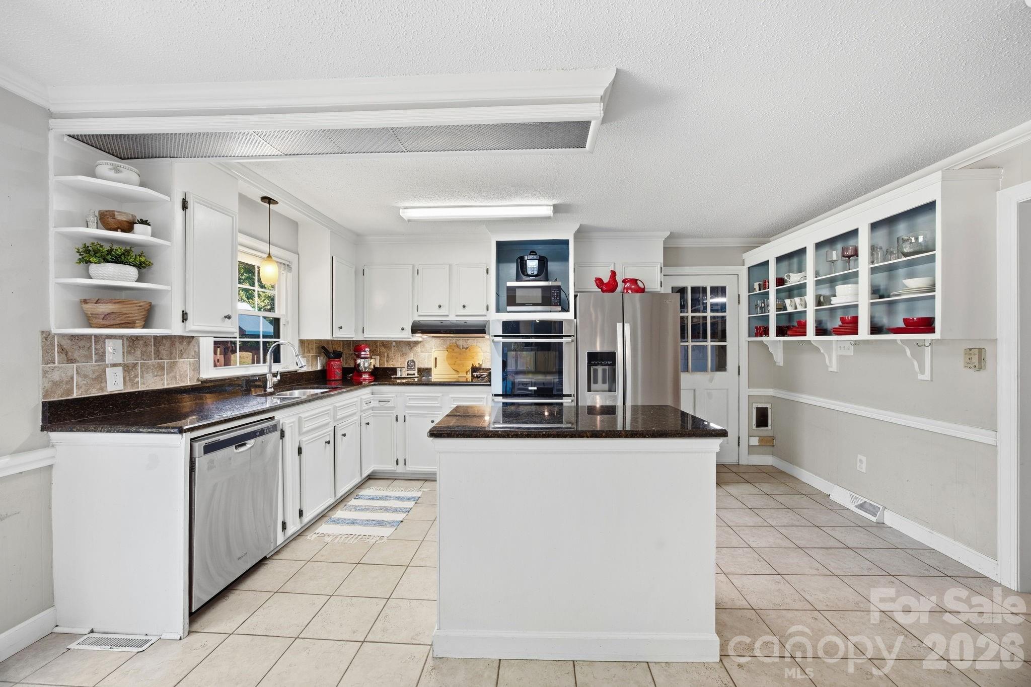 502 Camelot Drive — Salisbury