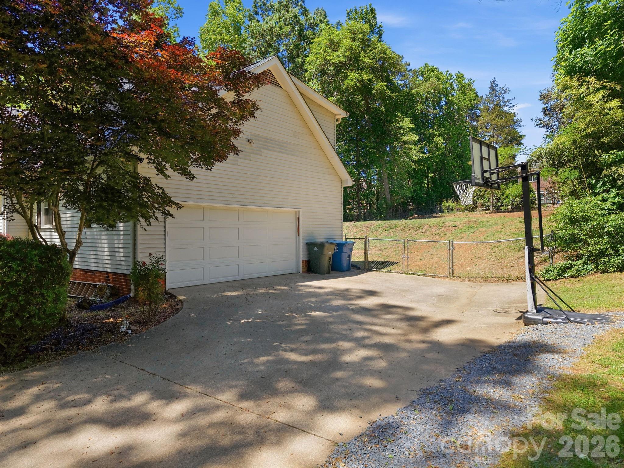 502 Camelot Drive — Salisbury