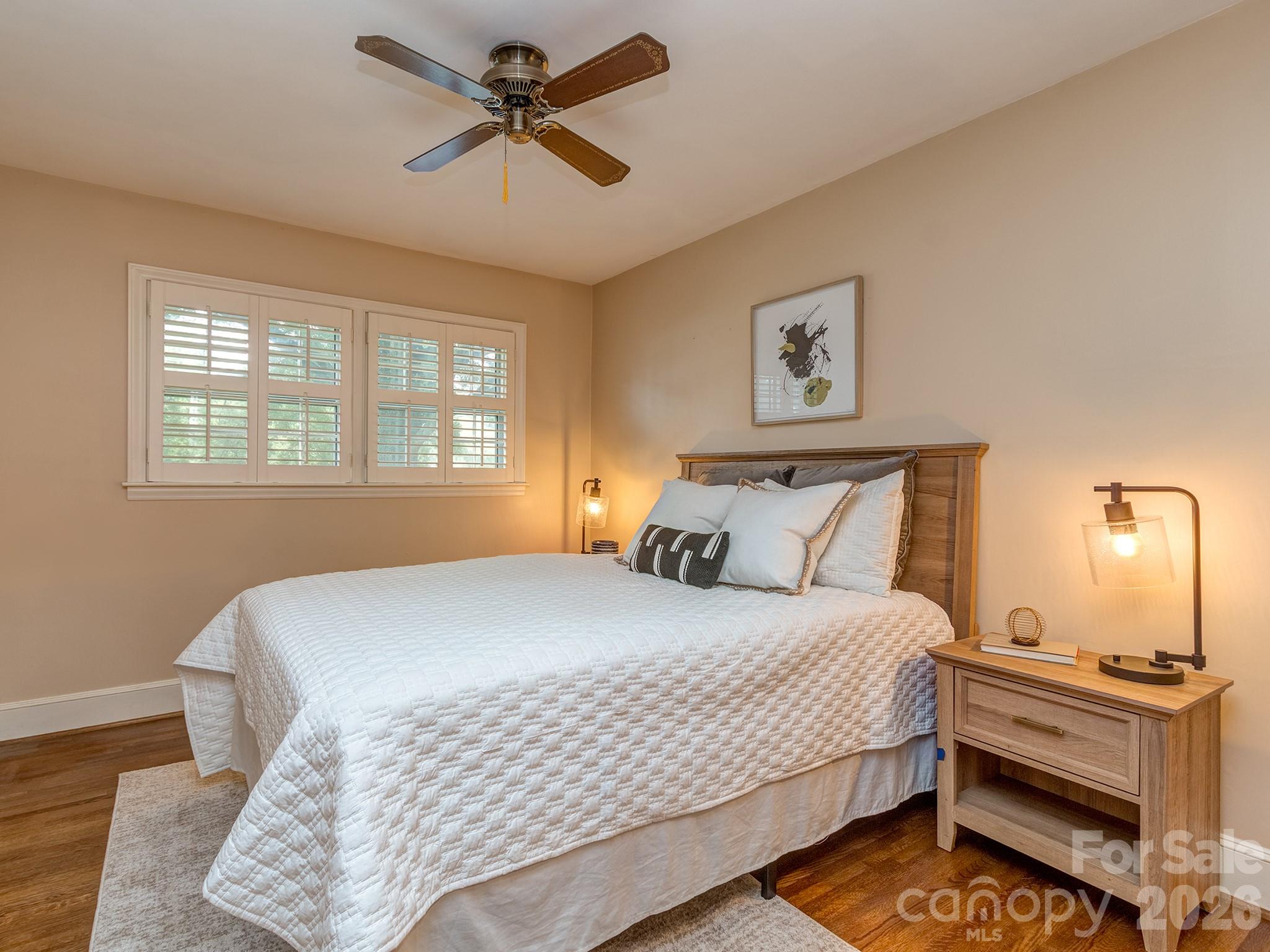 5344 Buena Vista Avenue — Charlotte