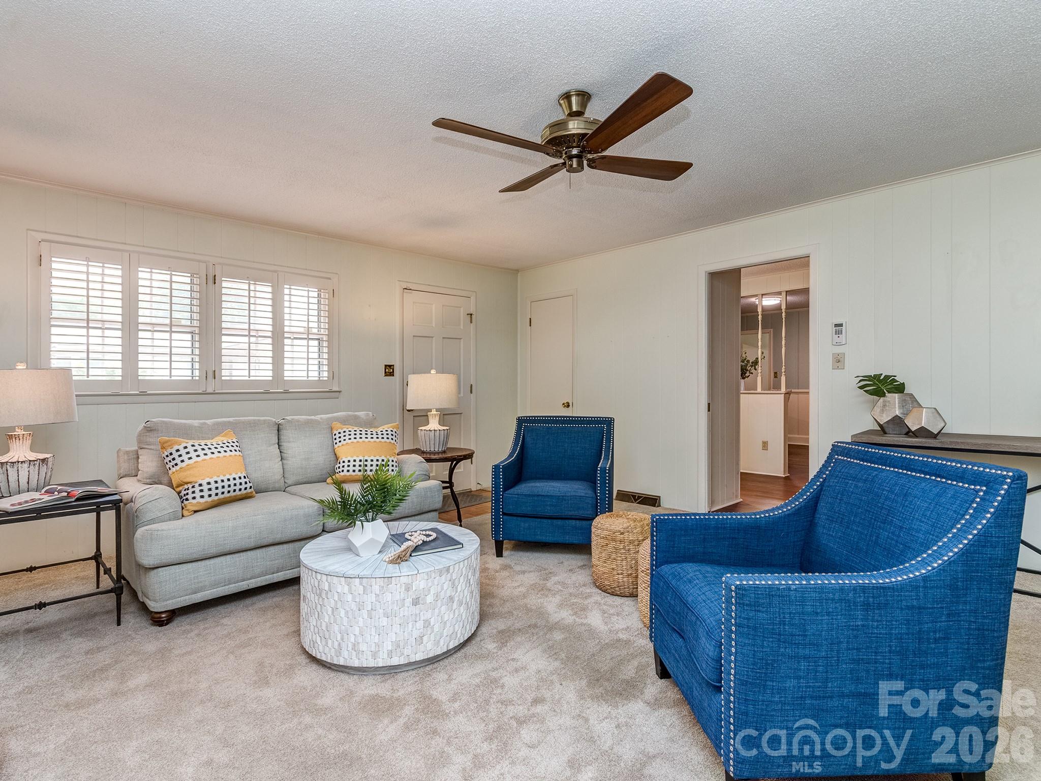 5344 Buena Vista Avenue — Charlotte