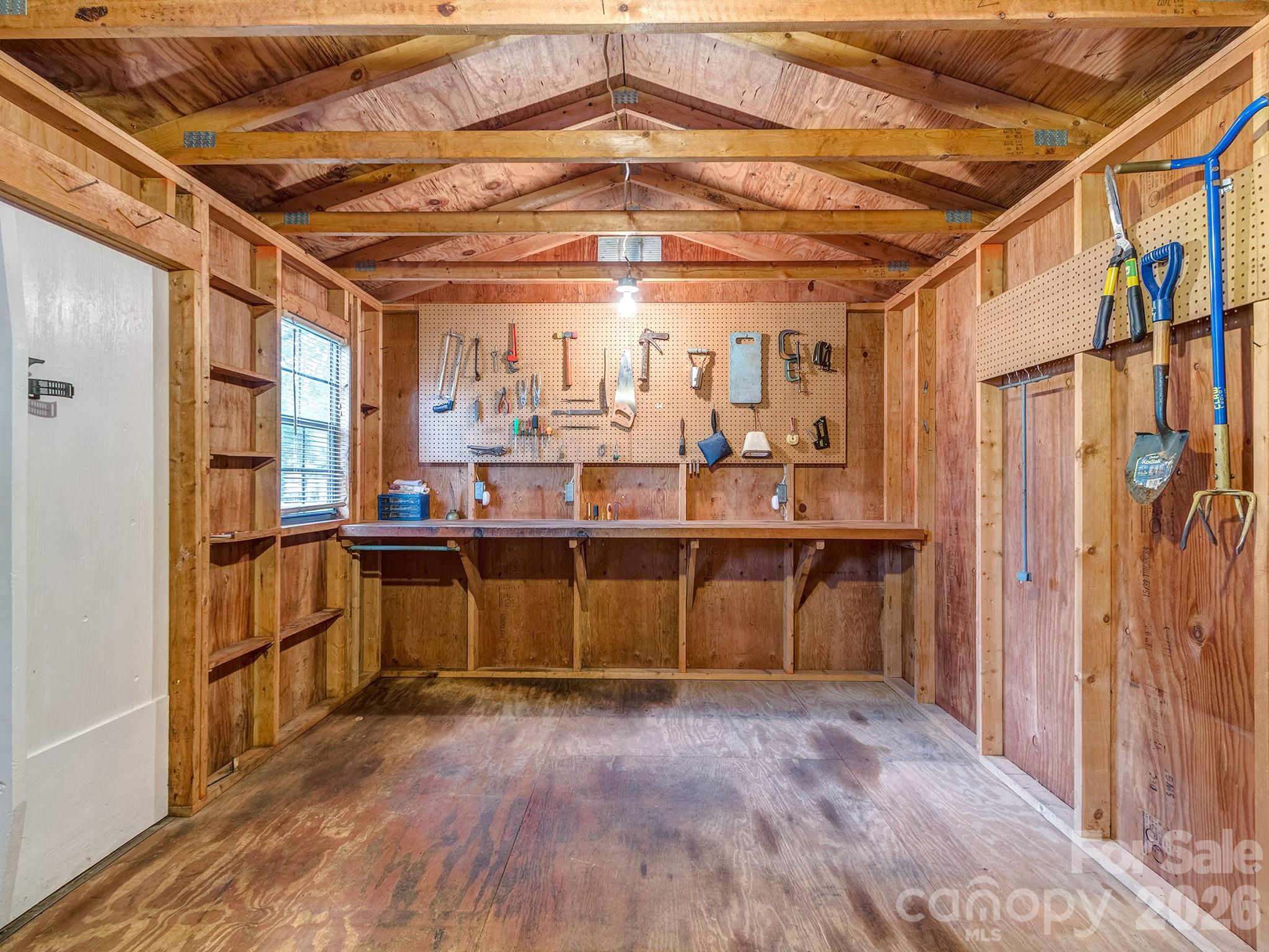 5344 Buena Vista Avenue — Charlotte