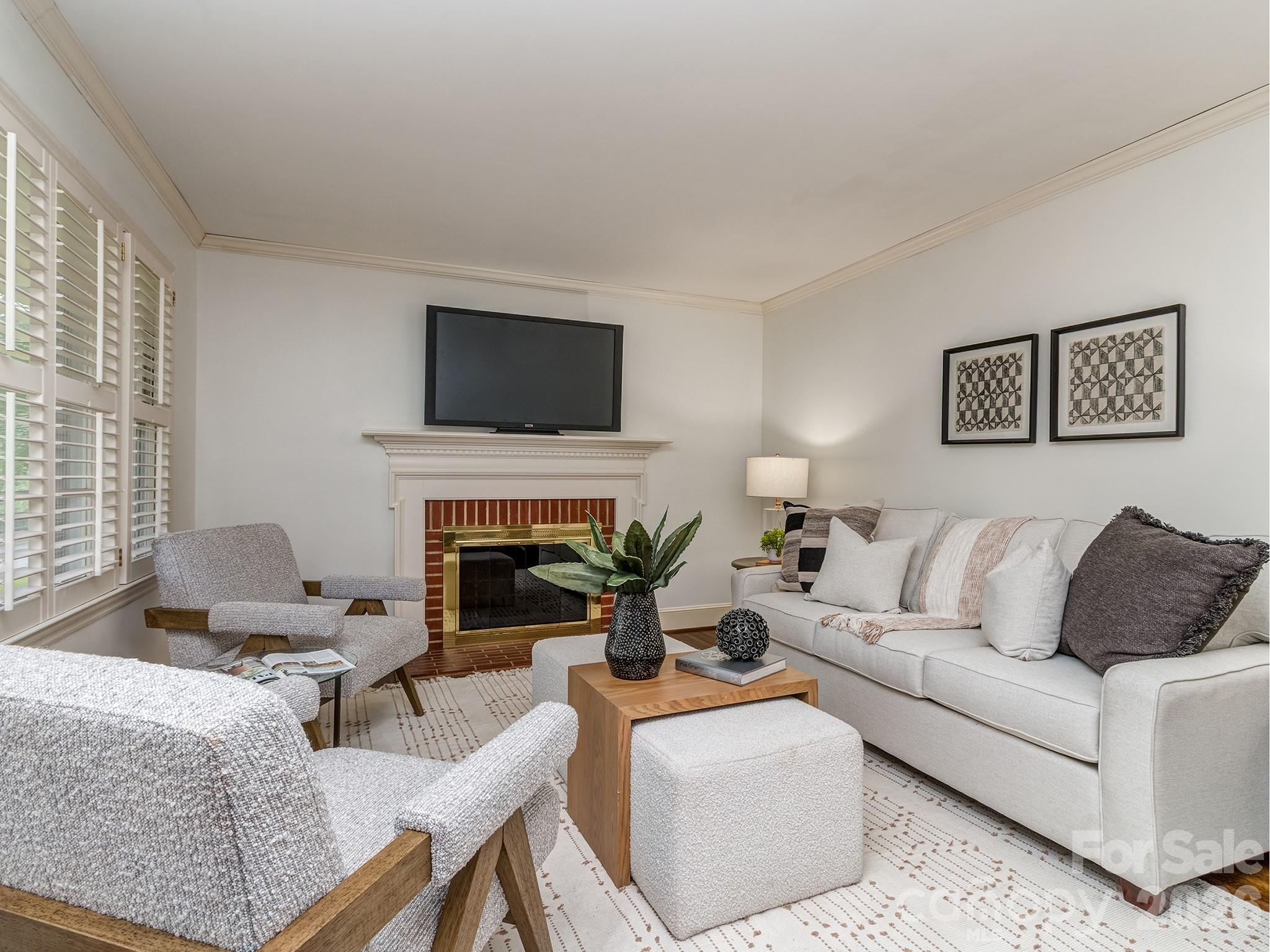 5344 Buena Vista Avenue — Charlotte