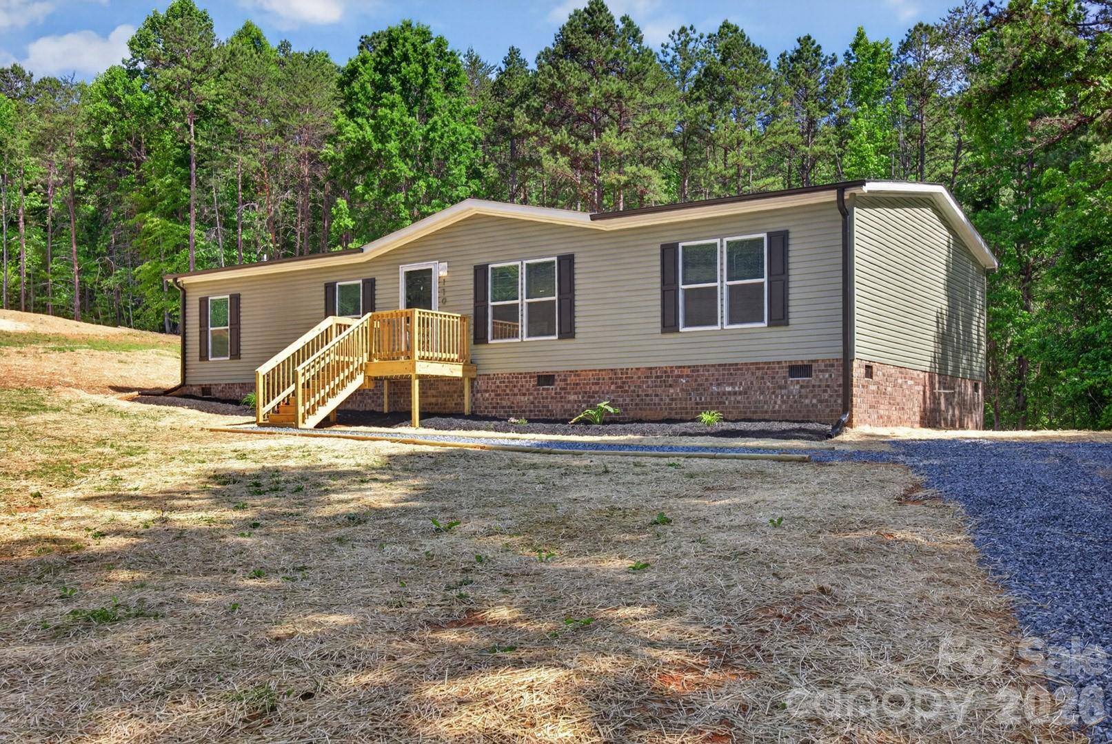170 Harvick Lane — Lexington