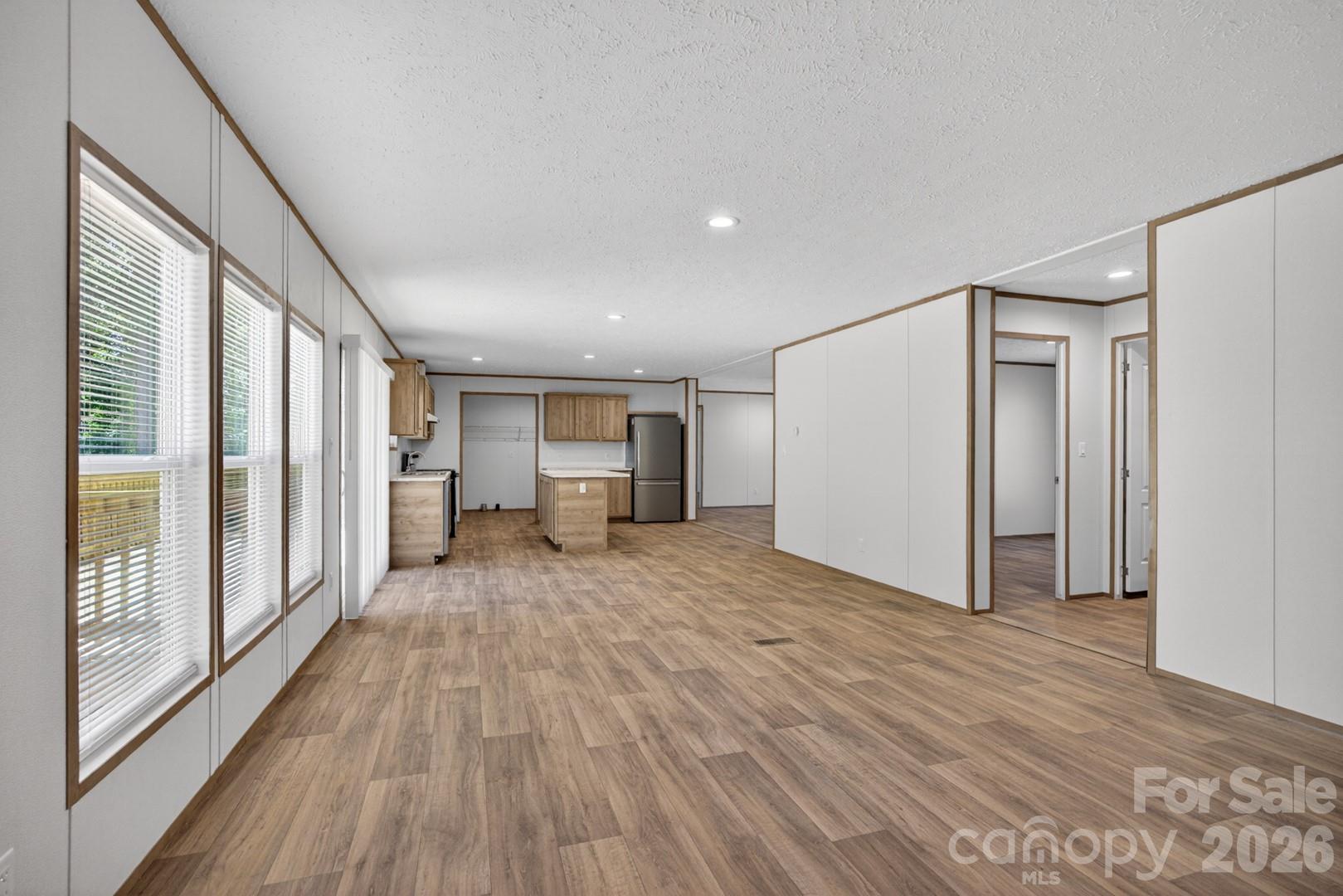 170 Harvick Lane — Lexington