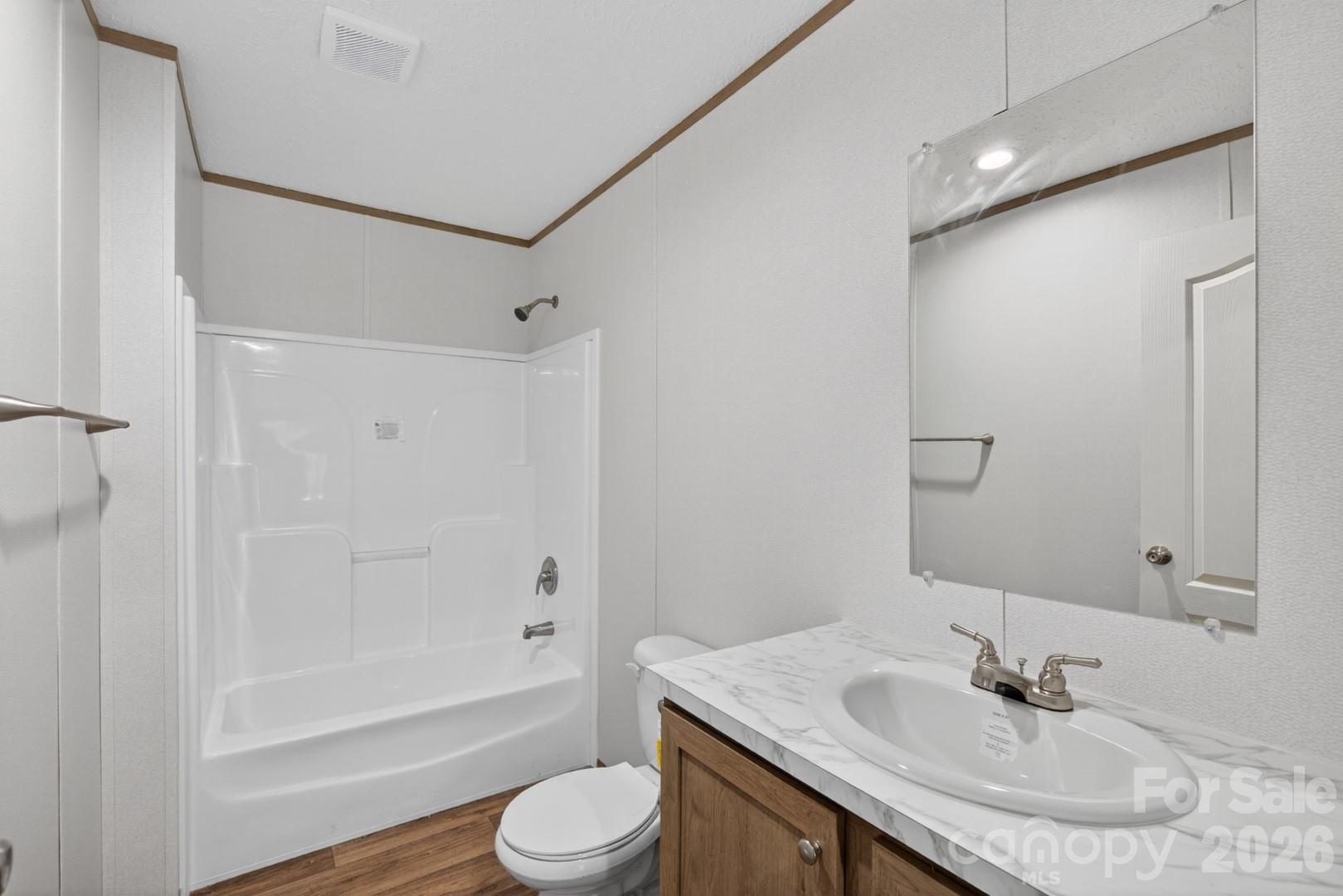 170 Harvick Lane — Lexington