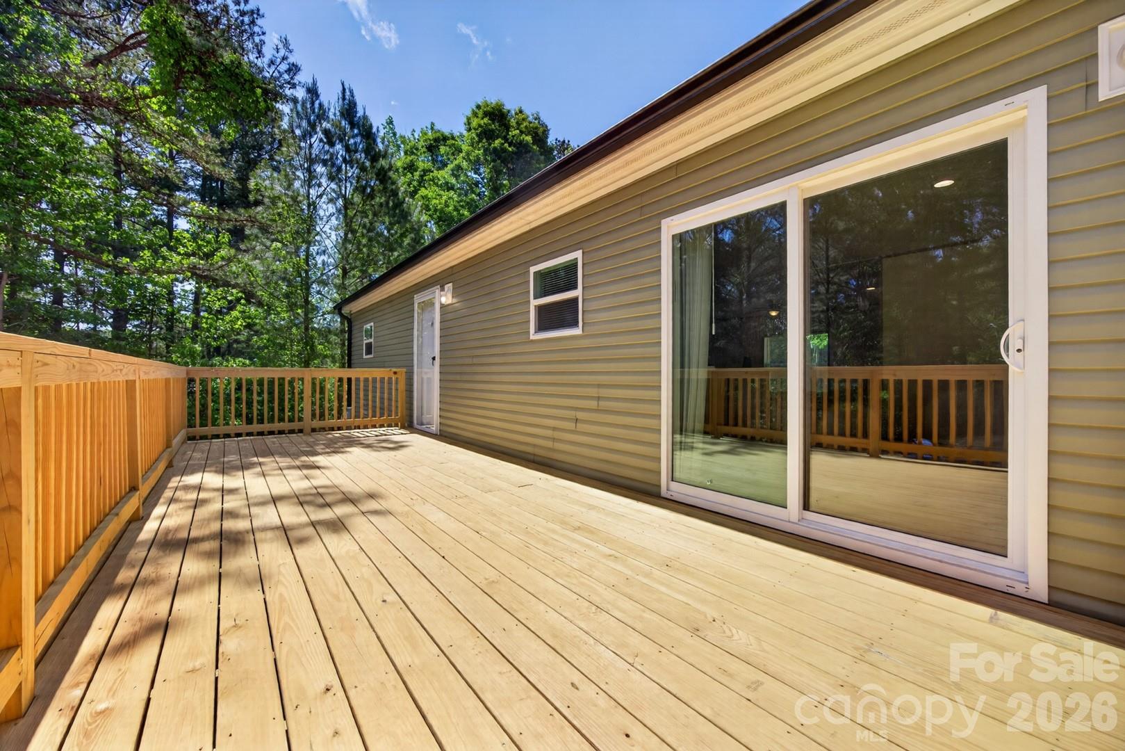 170 Harvick Lane — Lexington