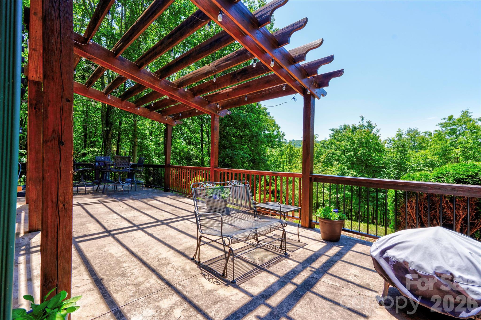 389 Woodgate Drive — Bostic