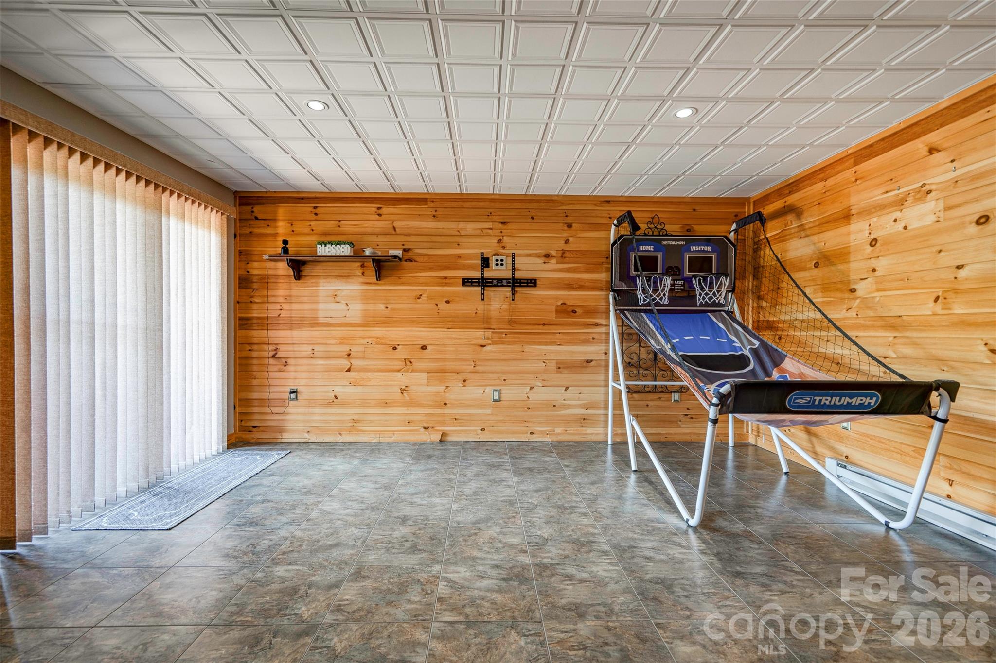 389 Woodgate Drive — Bostic