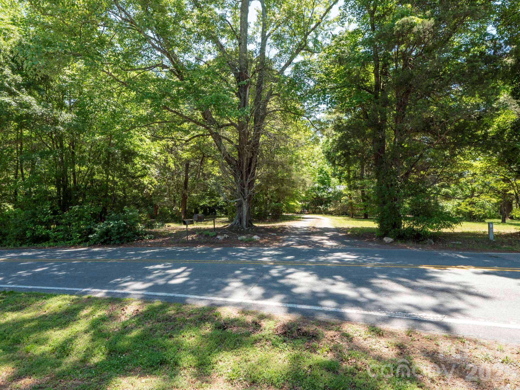 5219 Crow Road — Mineral Springs