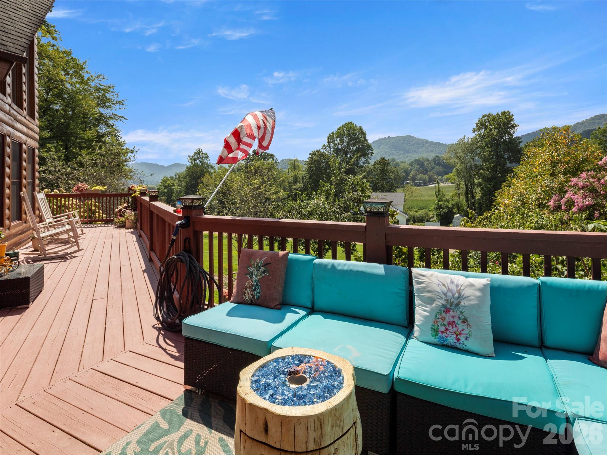 64 Cradling Cove — Waynesville