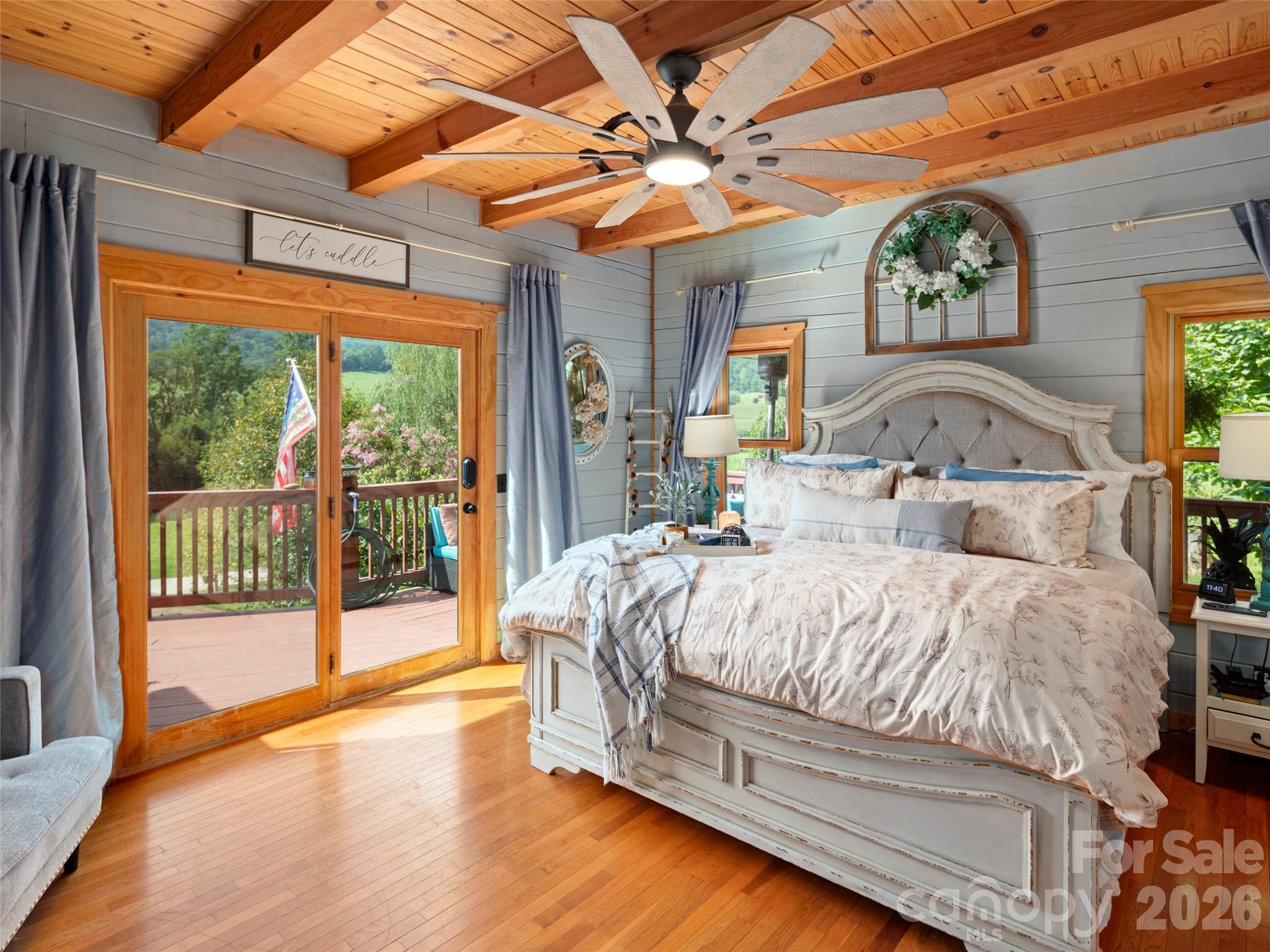 64 Cradling Cove — Waynesville