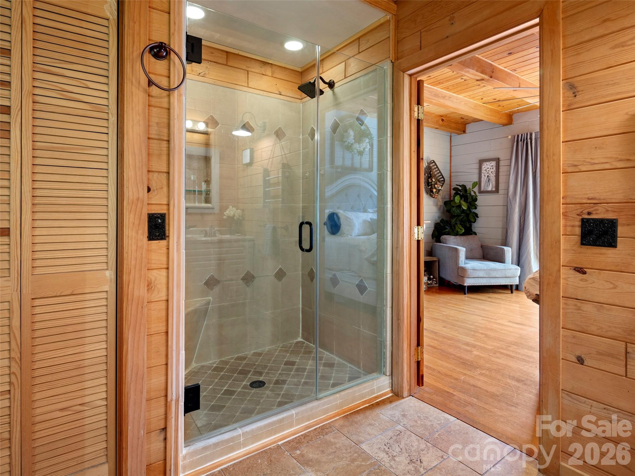 64 Cradling Cove — Waynesville