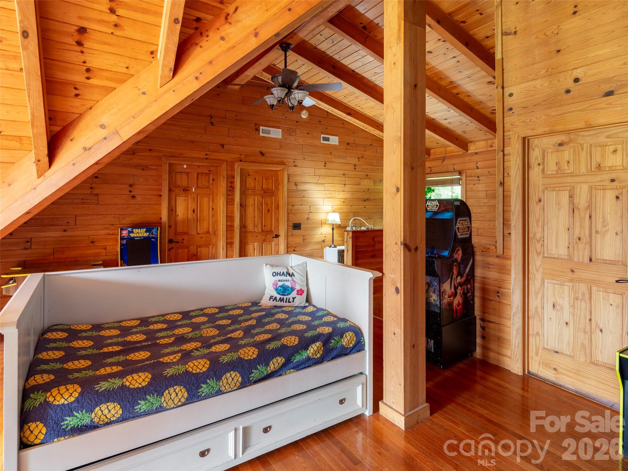 64 Cradling Cove — Waynesville