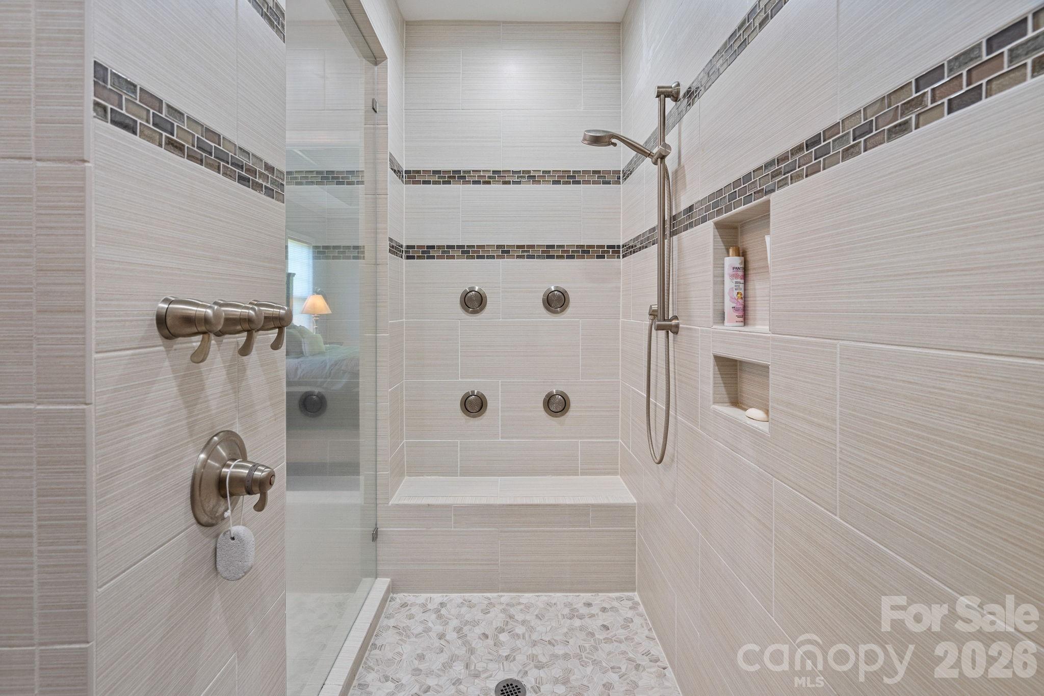 109 Eden Hollow Lane — Matthews