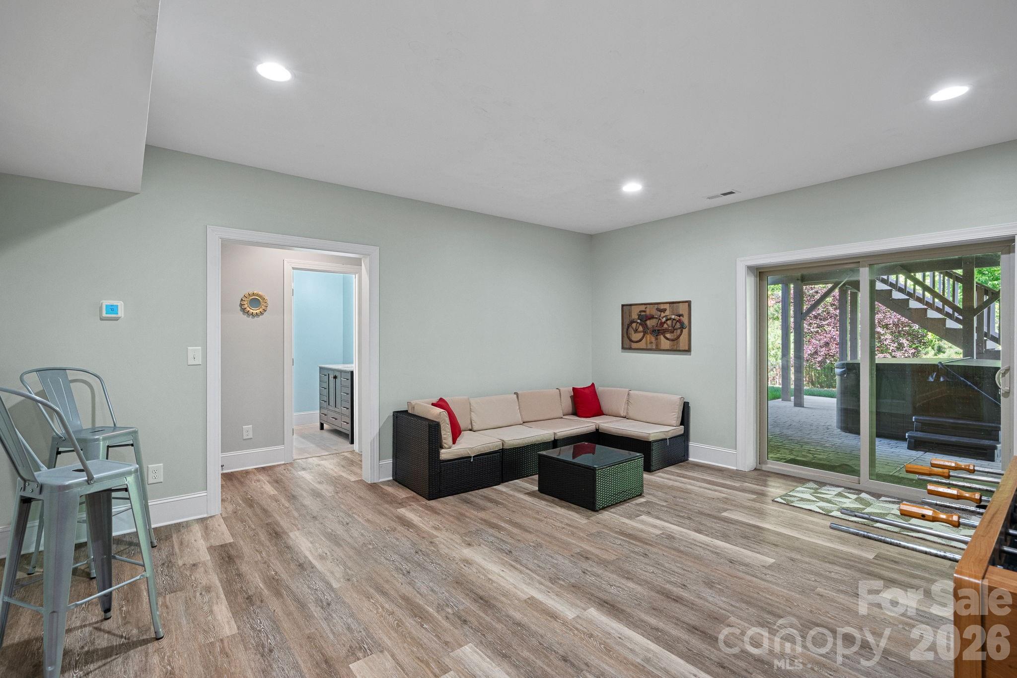 109 Eden Hollow Lane — Matthews