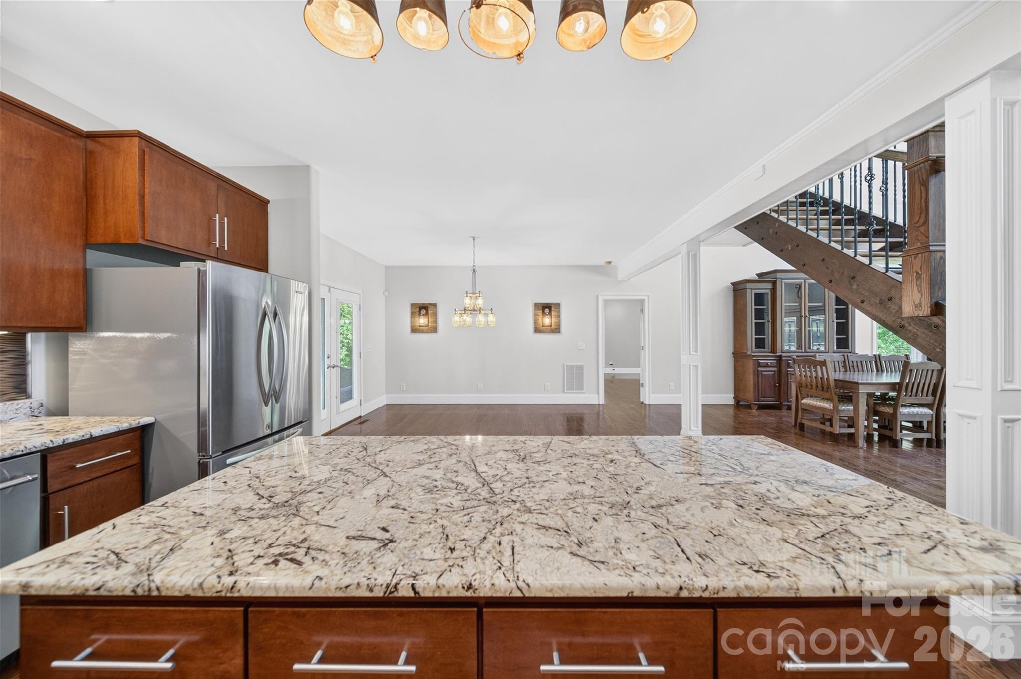 2977 Cabin Creek Drive — Catawba