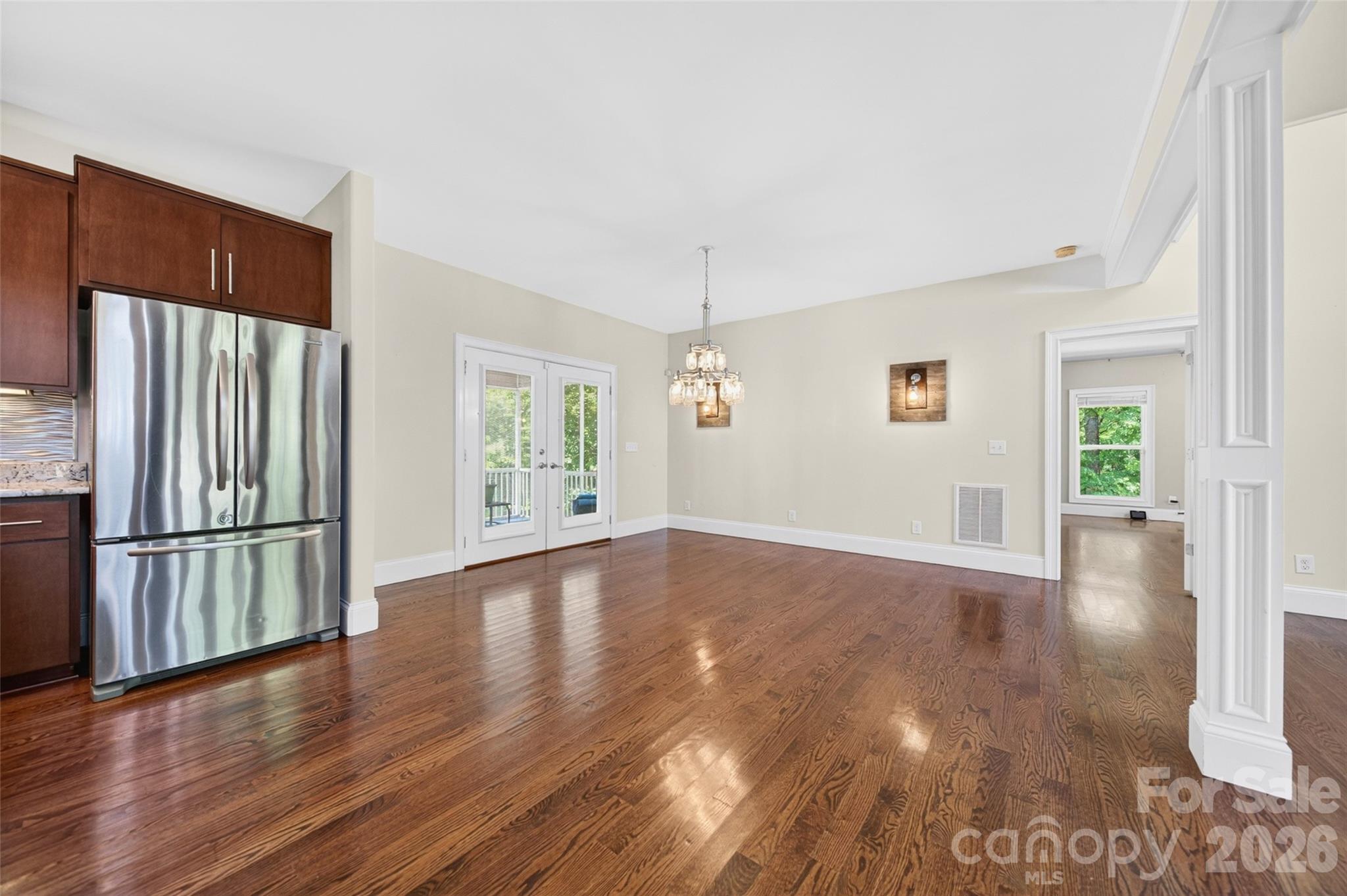 2977 Cabin Creek Drive — Catawba
