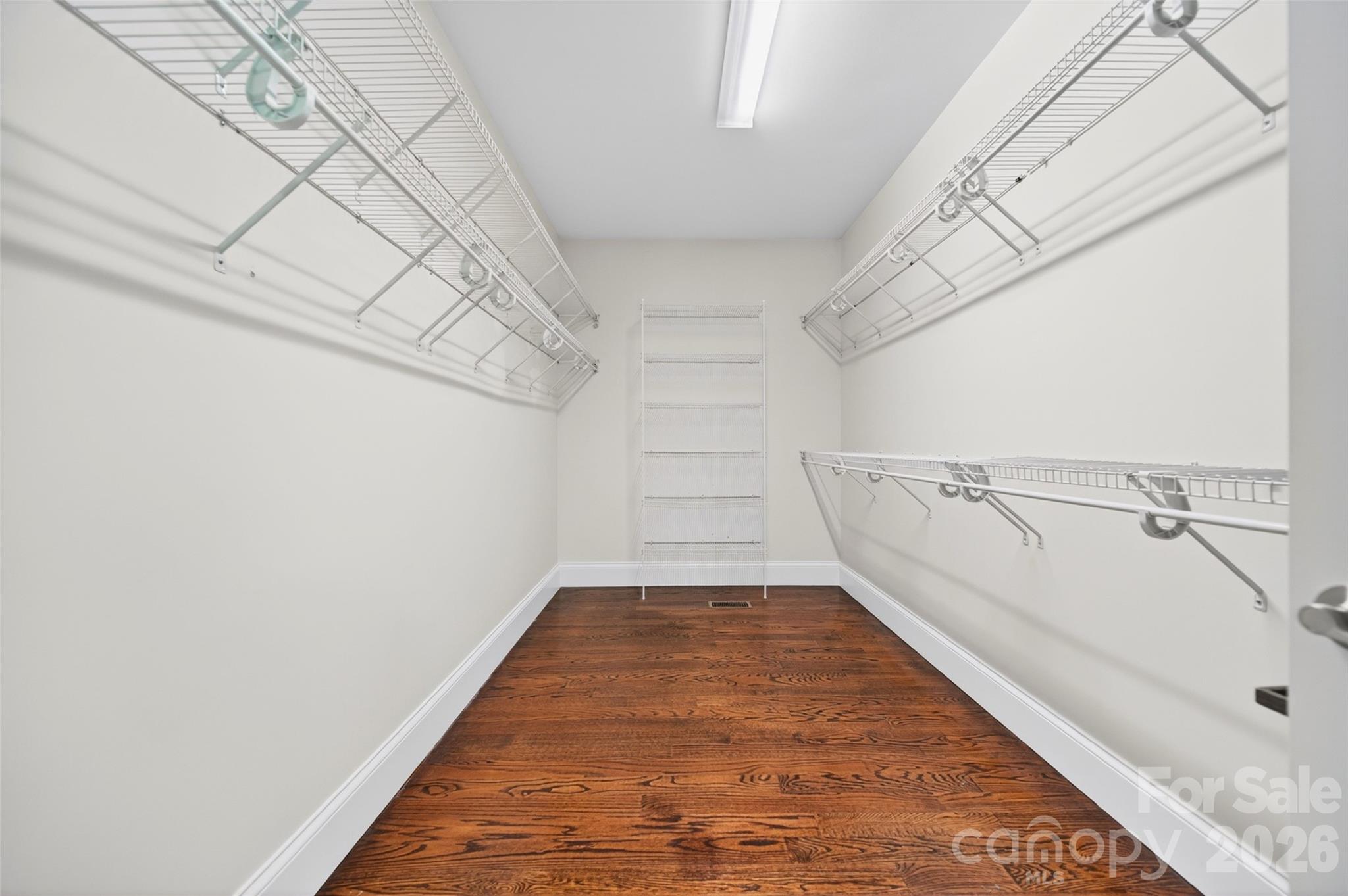 2977 Cabin Creek Drive — Catawba
