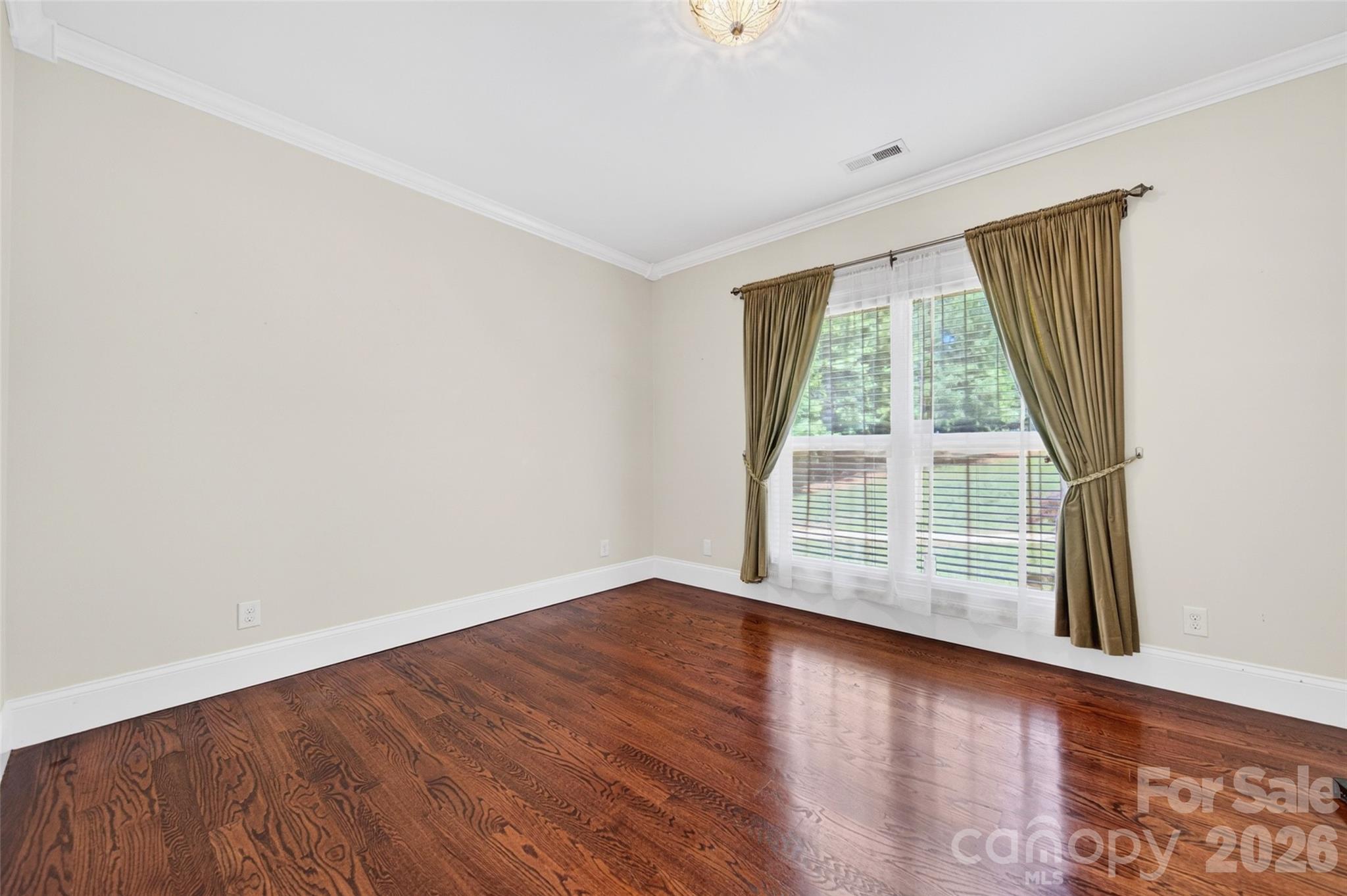 2977 Cabin Creek Drive — Catawba