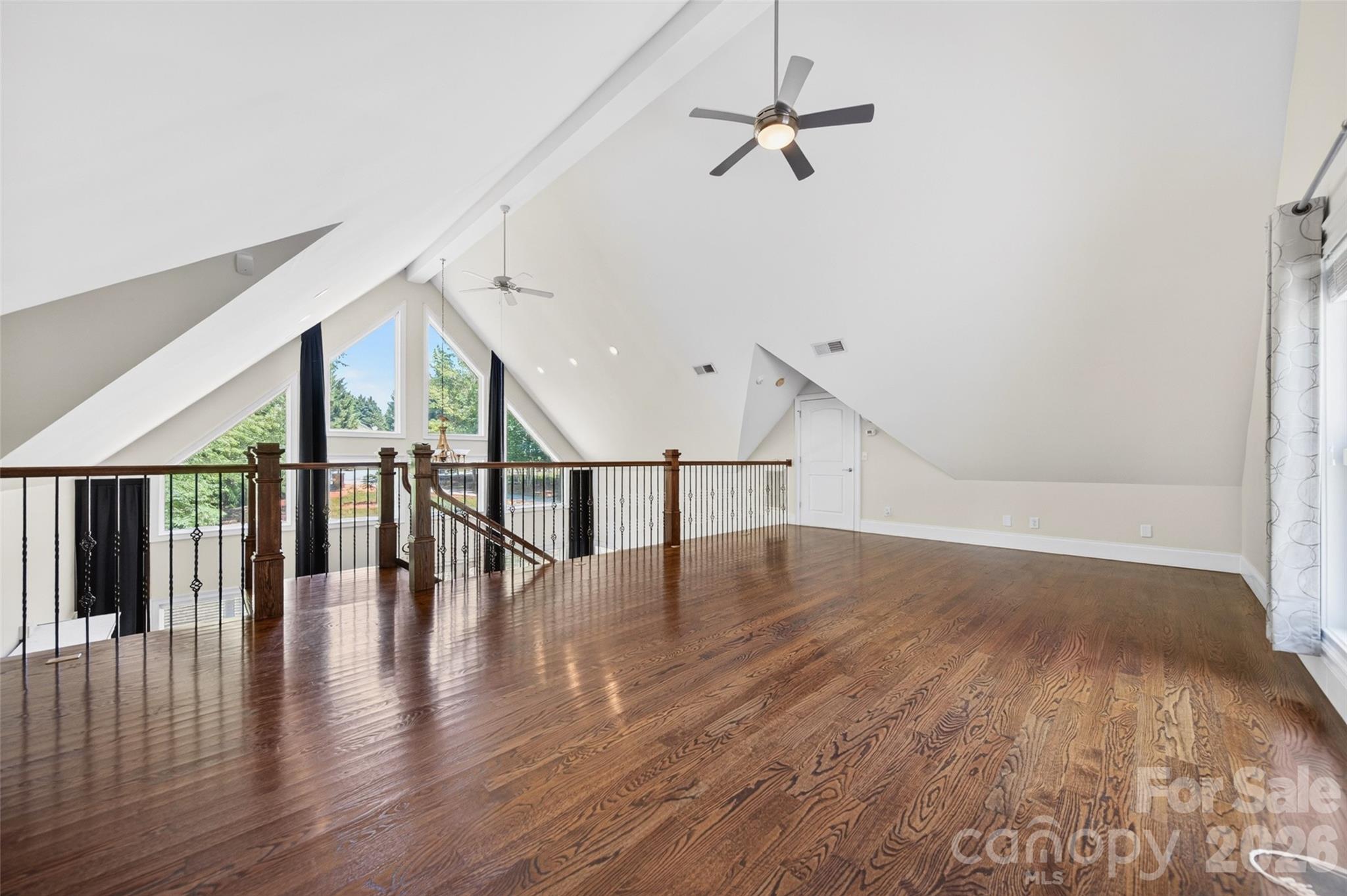 2977 Cabin Creek Drive — Catawba