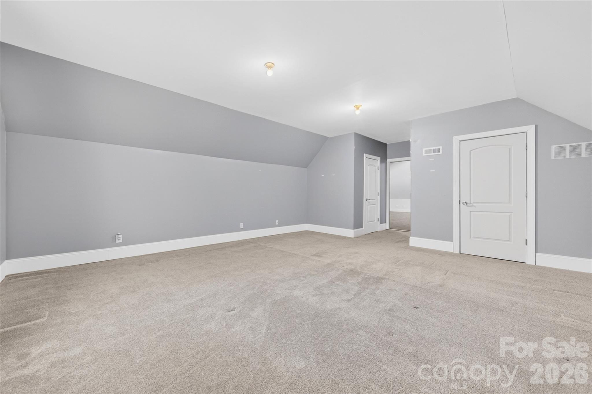 2977 Cabin Creek Drive — Catawba