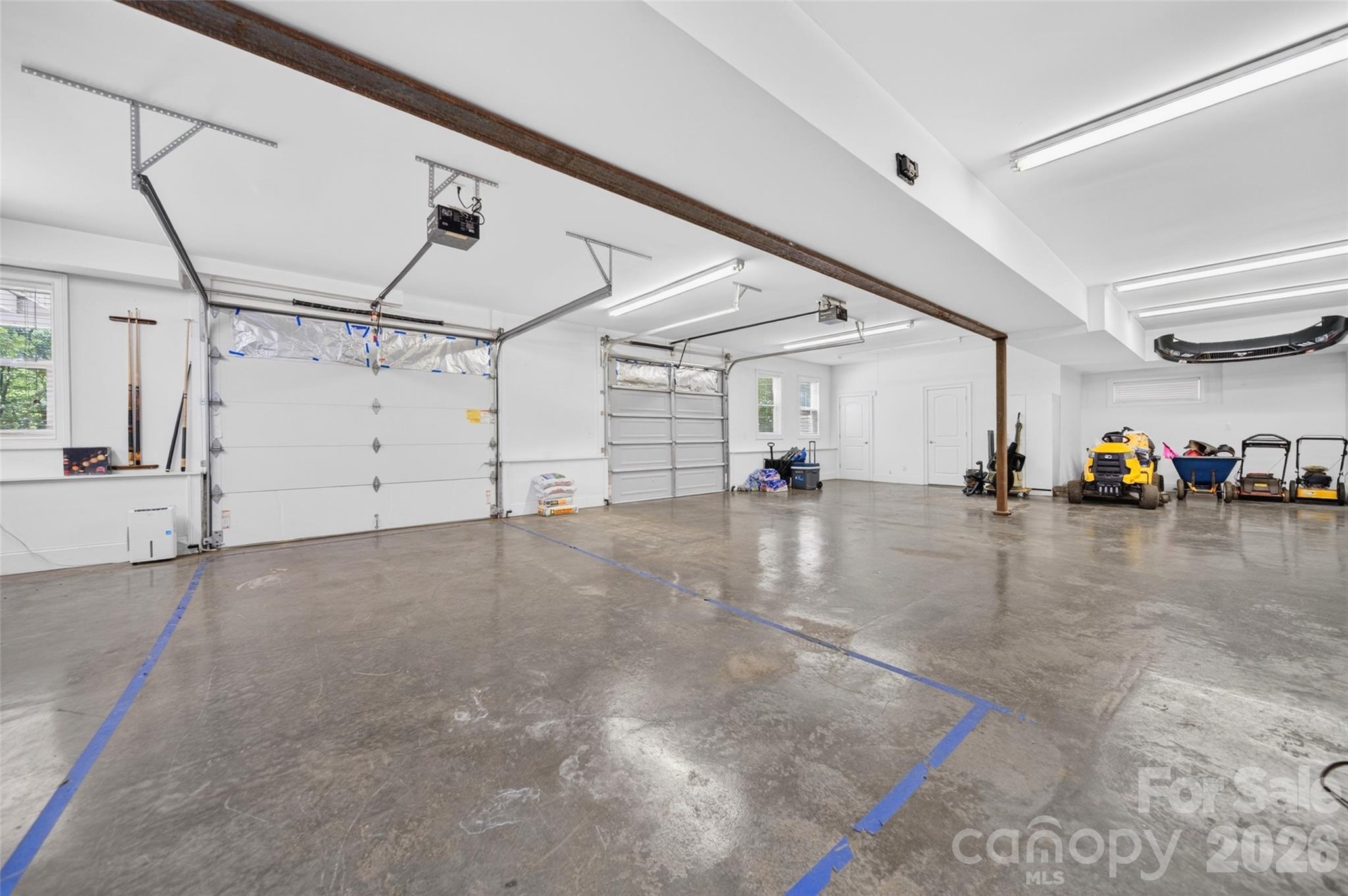 2977 Cabin Creek Drive — Catawba