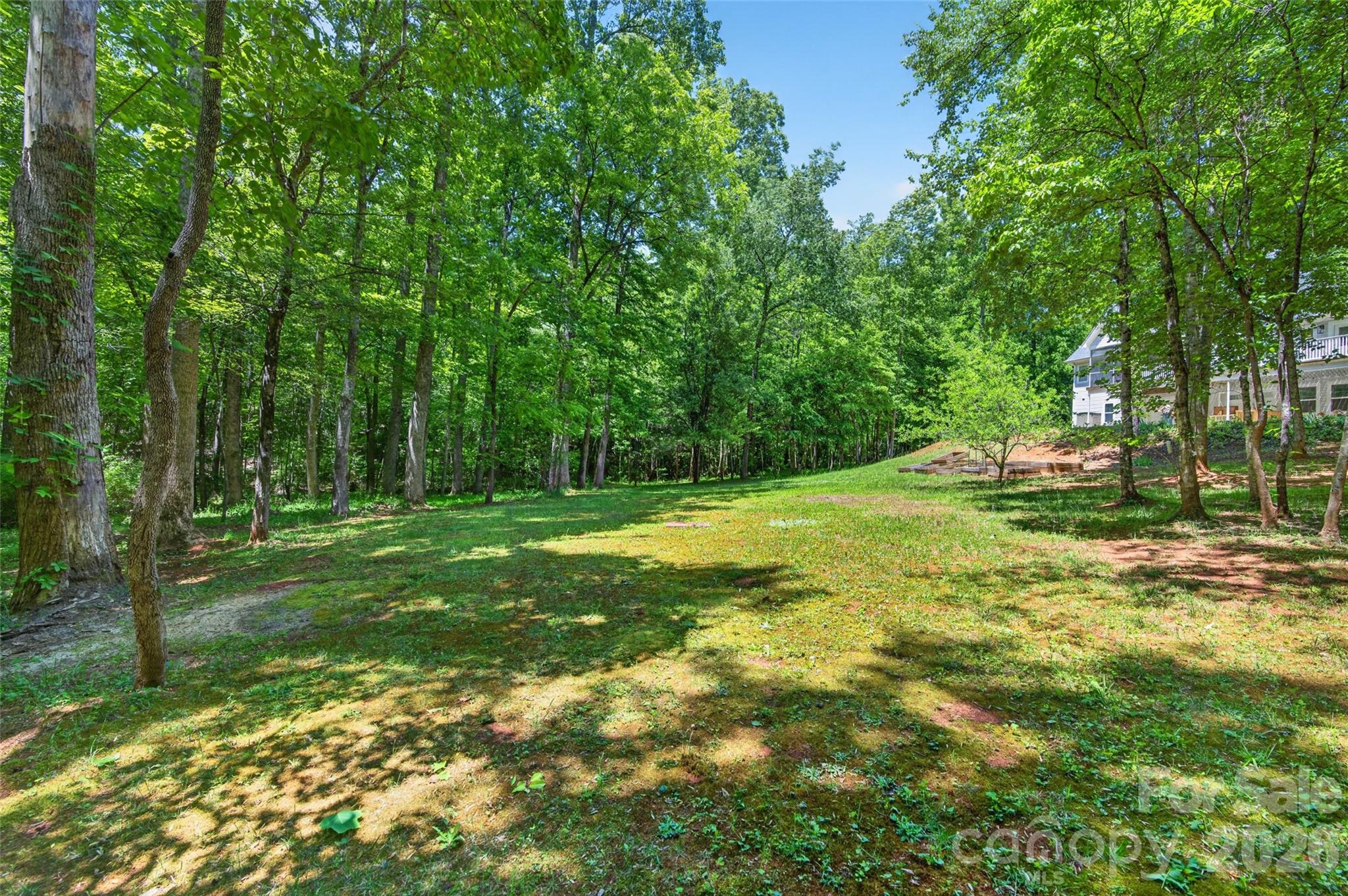 2977 Cabin Creek Drive — Catawba