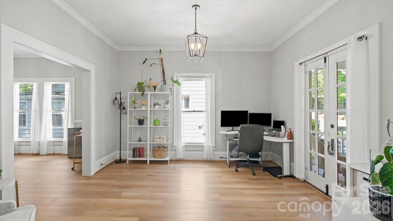 413 W 5th Avenue — Gastonia