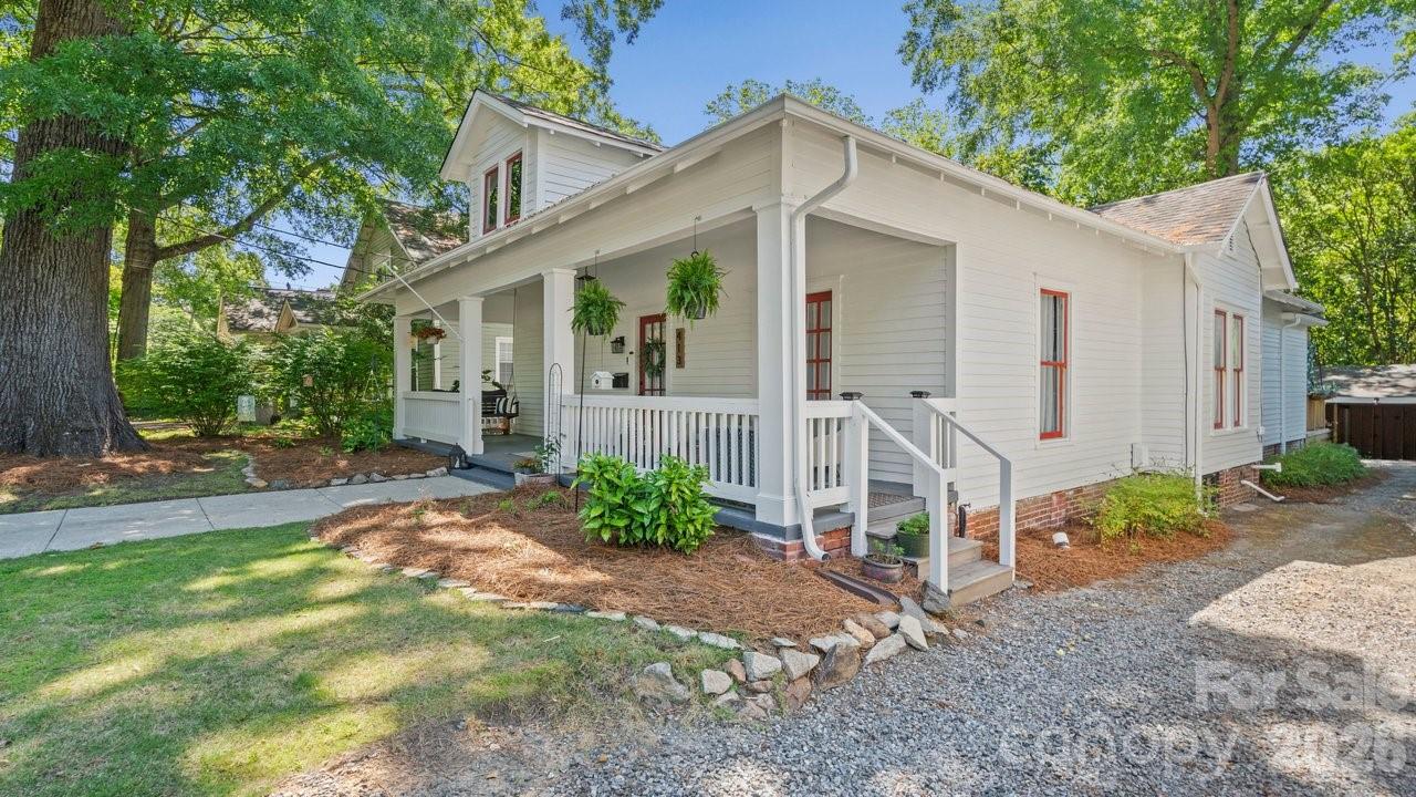 413 W 5th Avenue — Gastonia