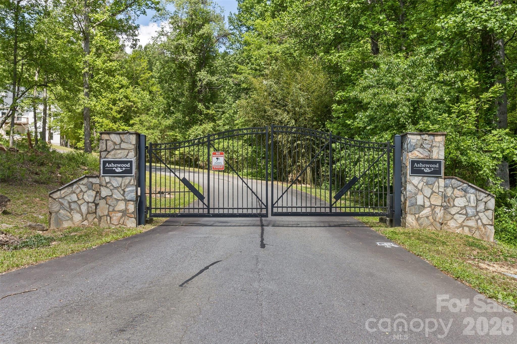 61 Bamboo Trail — Candler