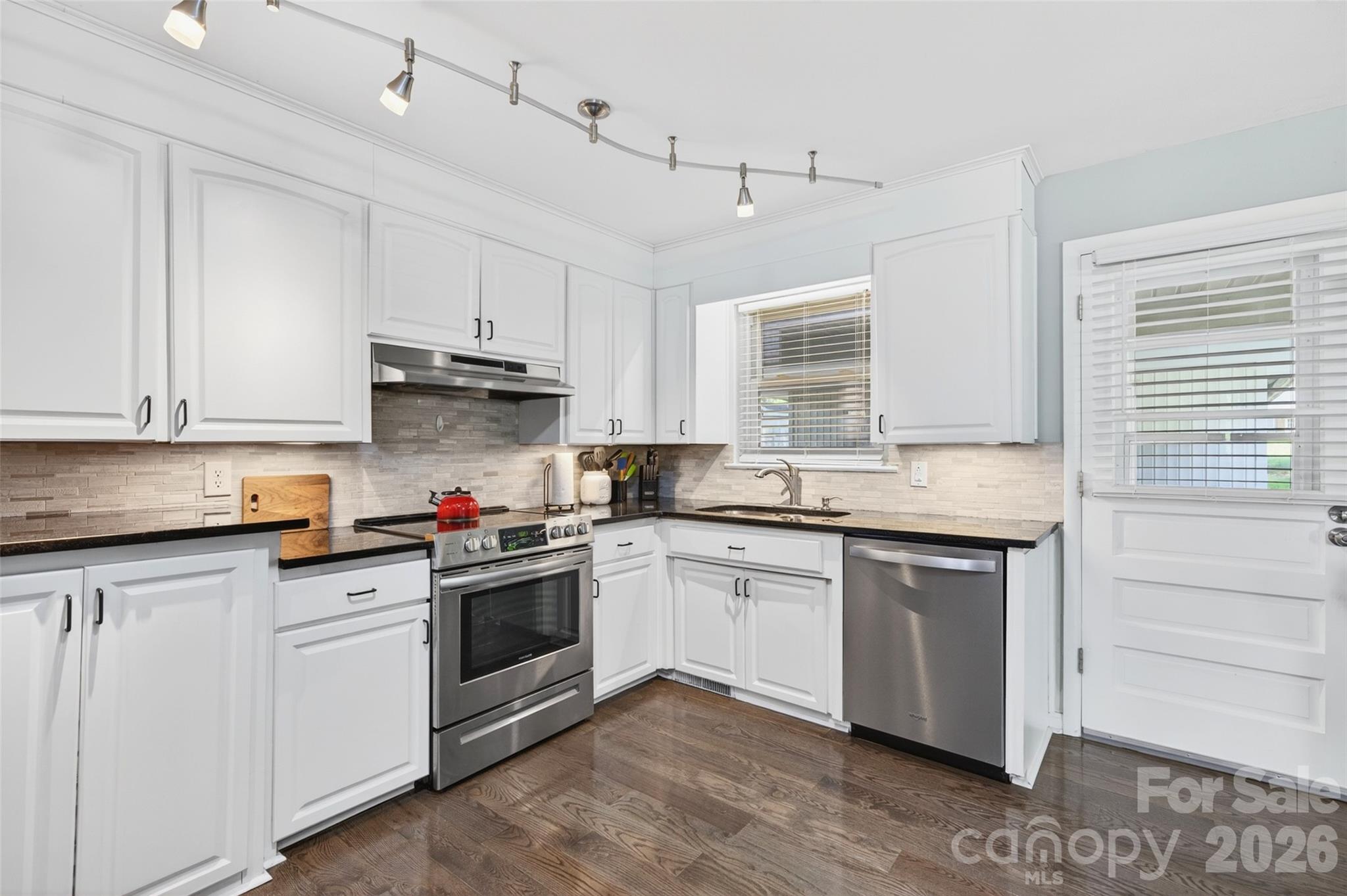 1771 24th Avenue Court NE — Hickory