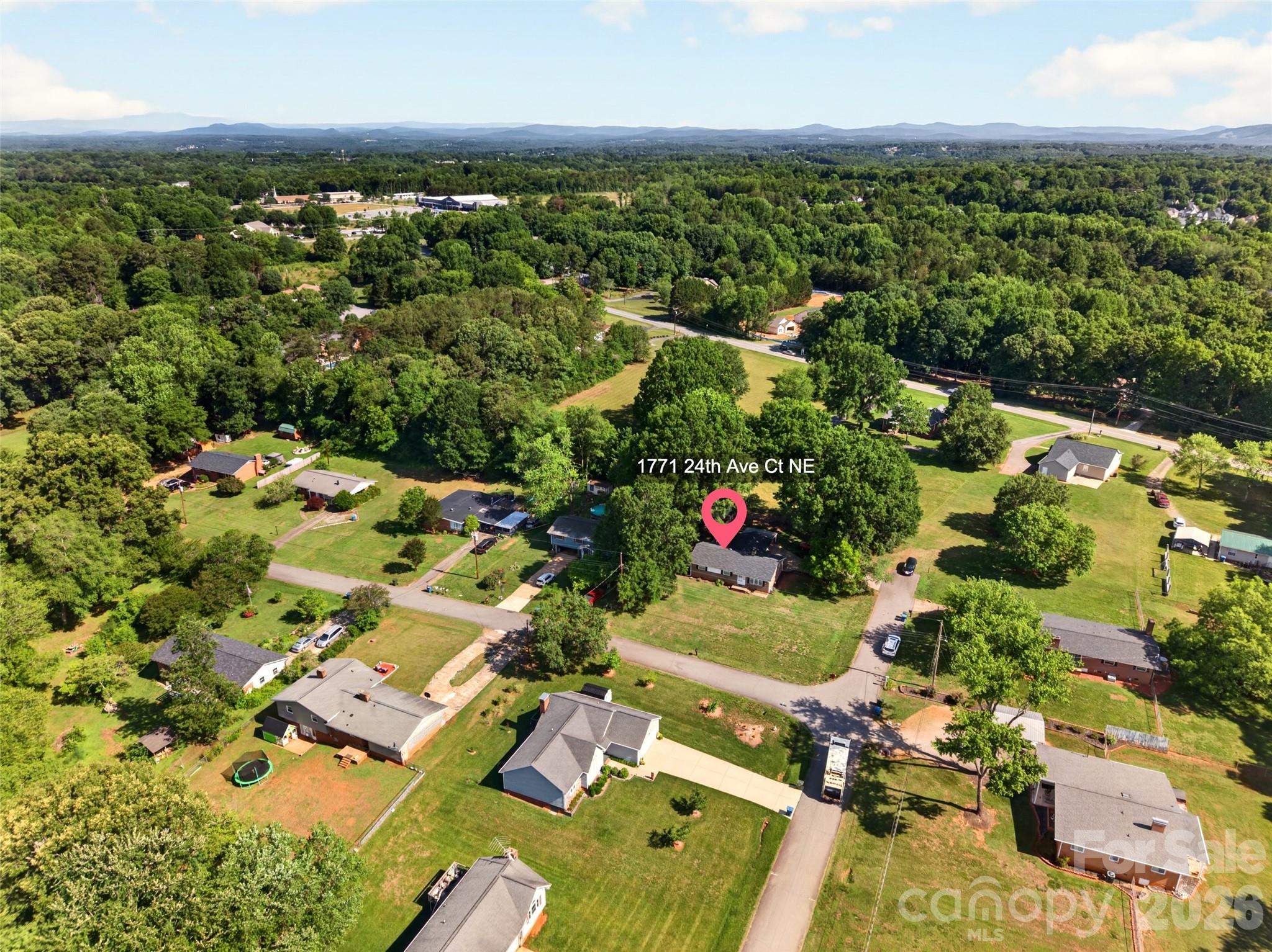 1771 24th Avenue Court NE — Hickory
