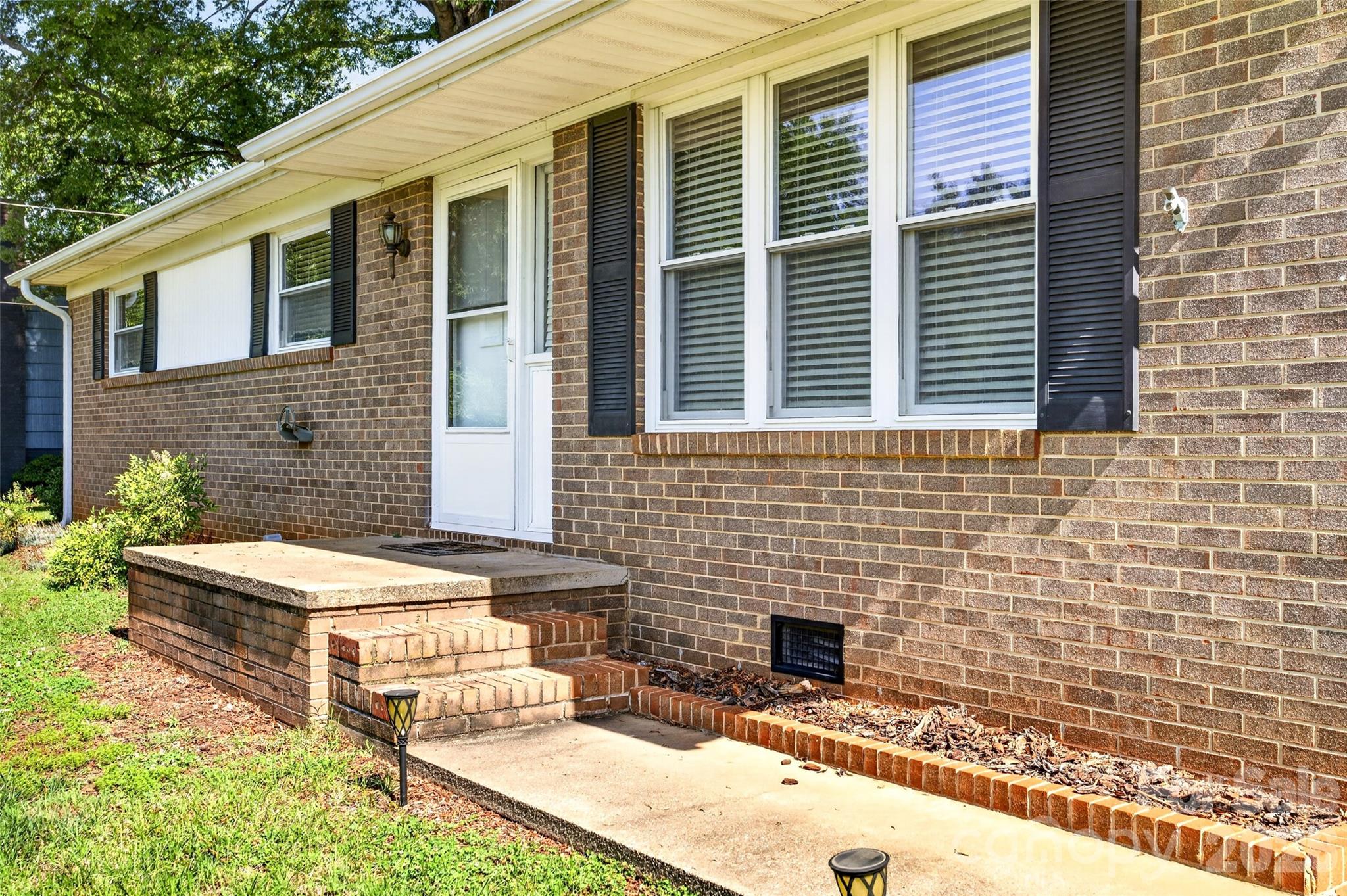1771 24th Avenue Court NE — Hickory