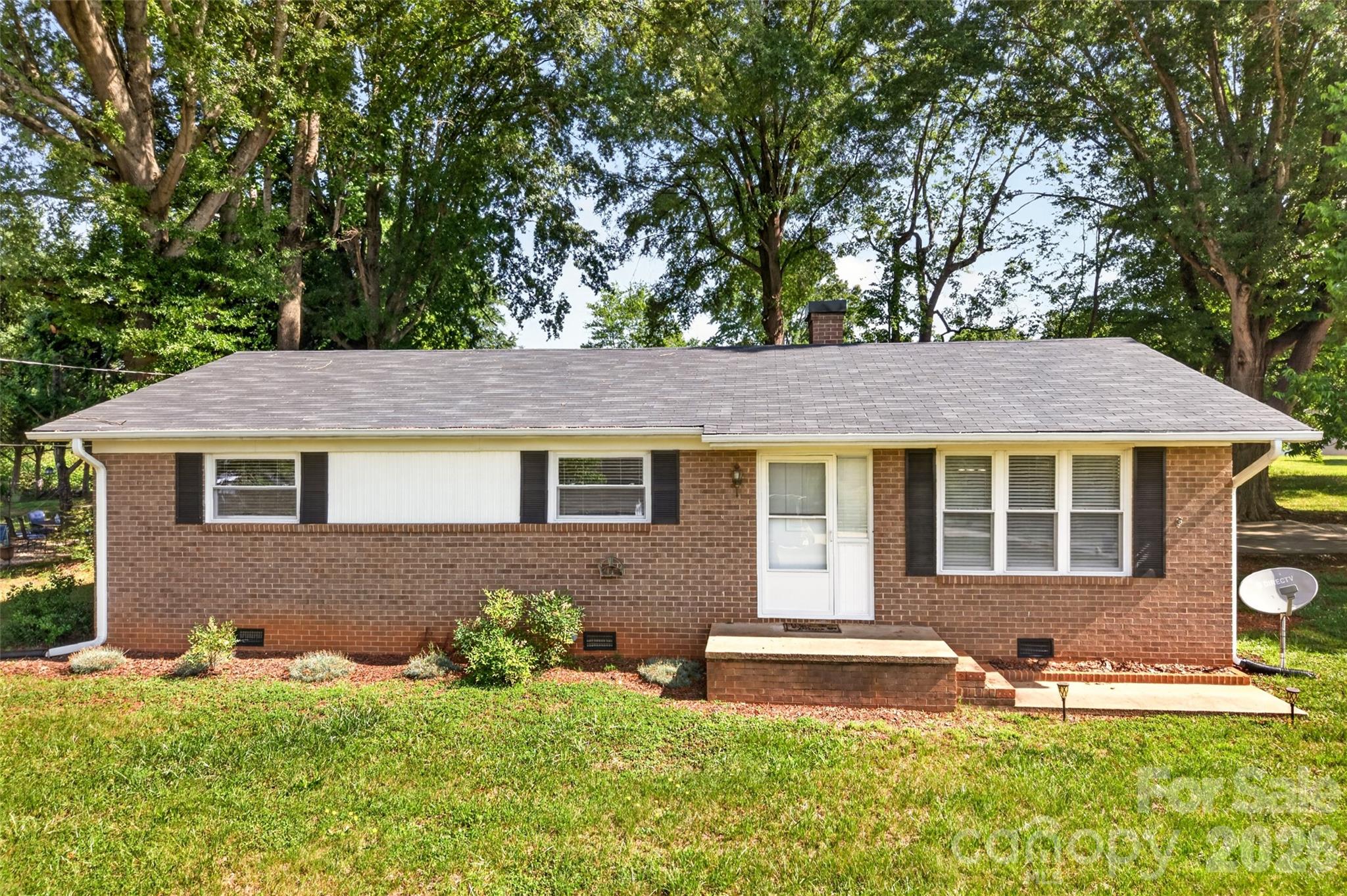 1771 24th Avenue Court NE — Hickory